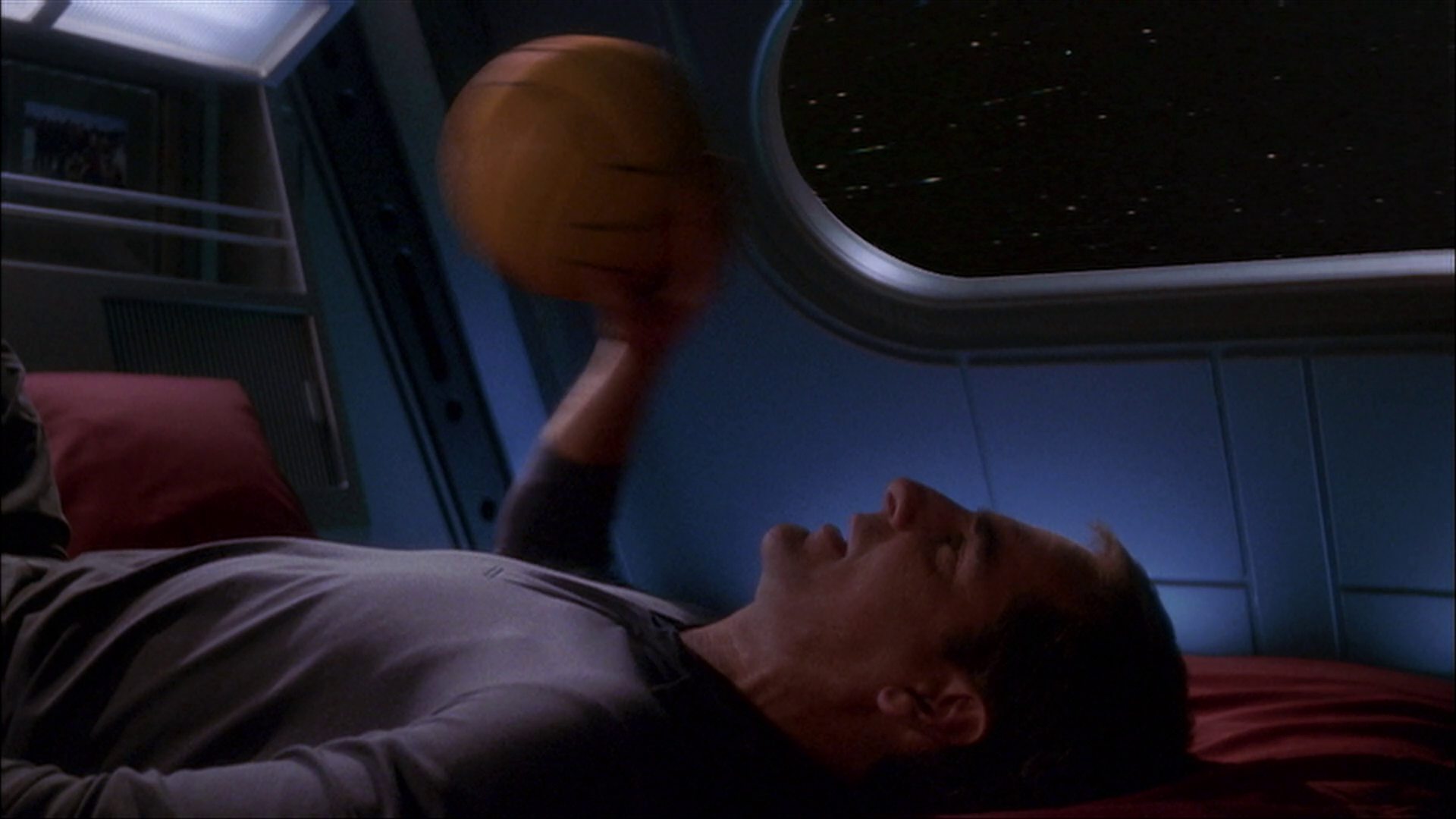 extant_StarTrek_ENT_1x26-_ShockwavePart1_1128.jpg