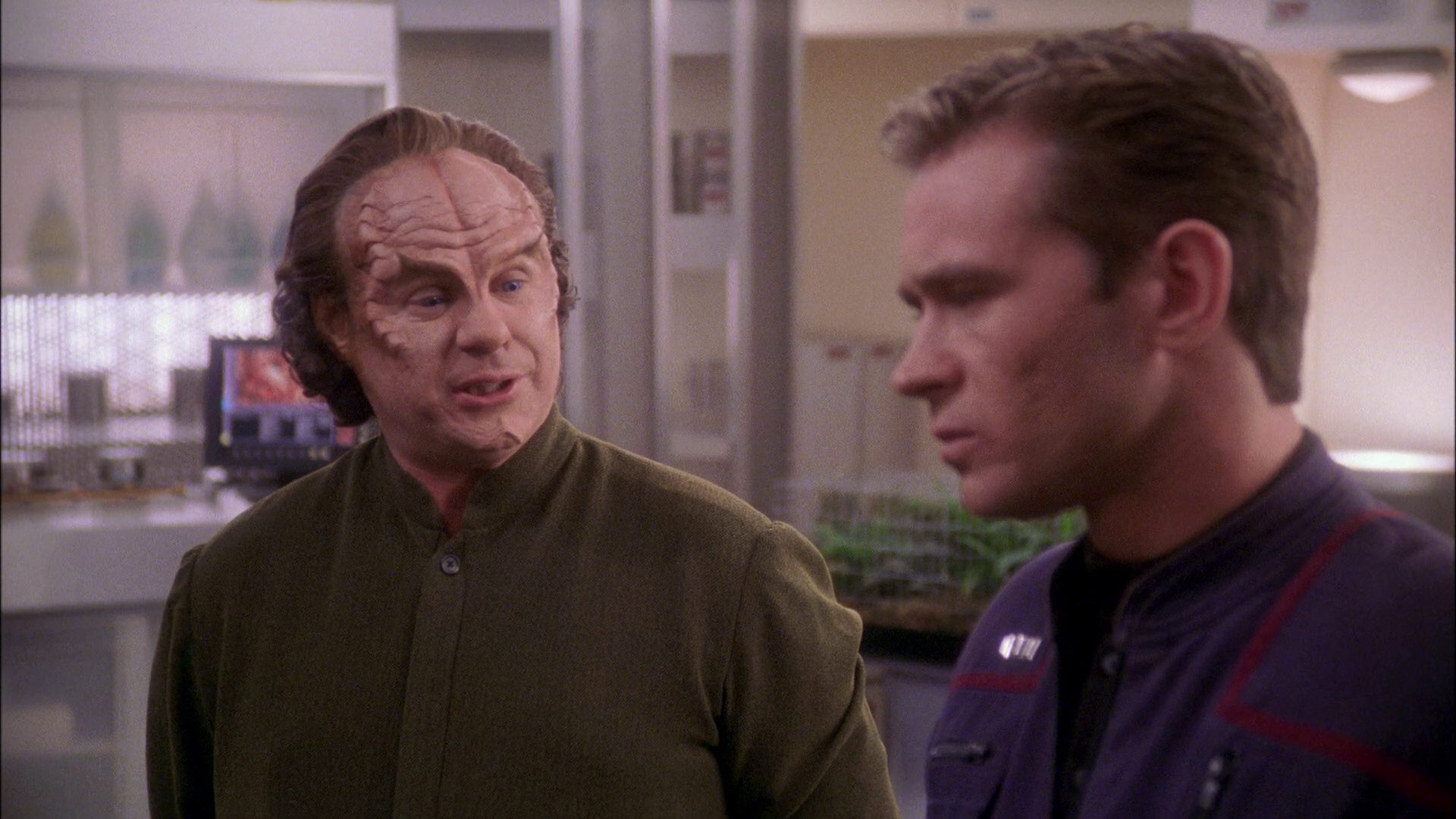 extant_StarTrek_ENT_1x26-_ShockwavePart1_1223.jpg