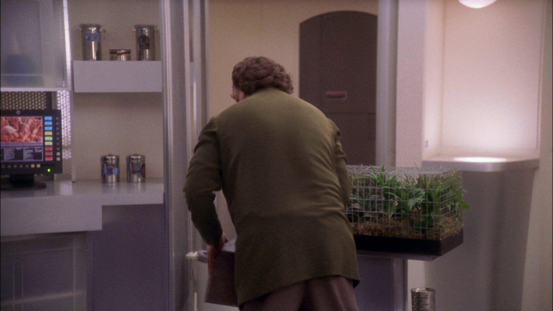extant_StarTrek_ENT_1x26-_ShockwavePart1_1248.jpg