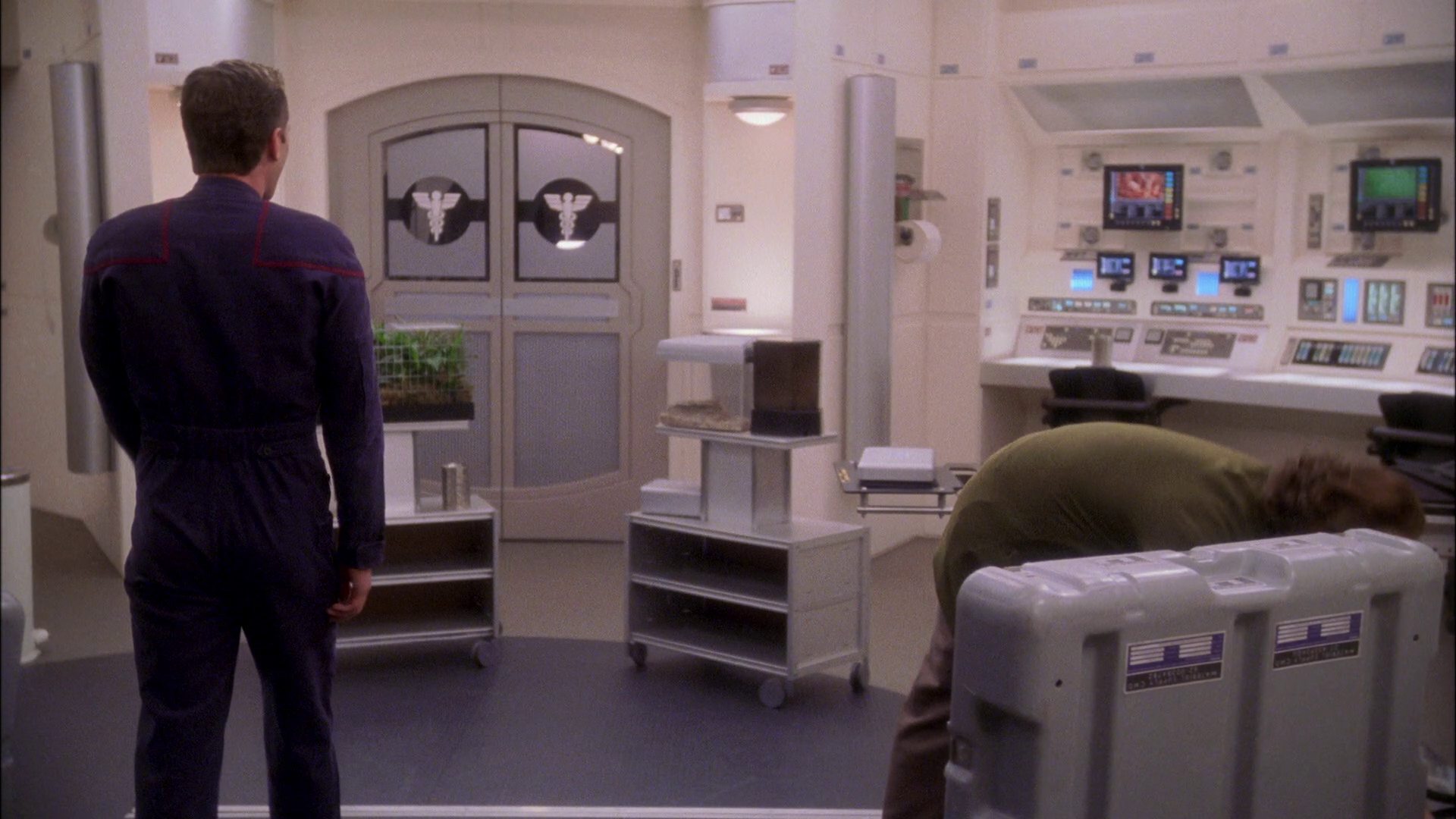 extant_StarTrek_ENT_1x26-_ShockwavePart1_1262.jpg