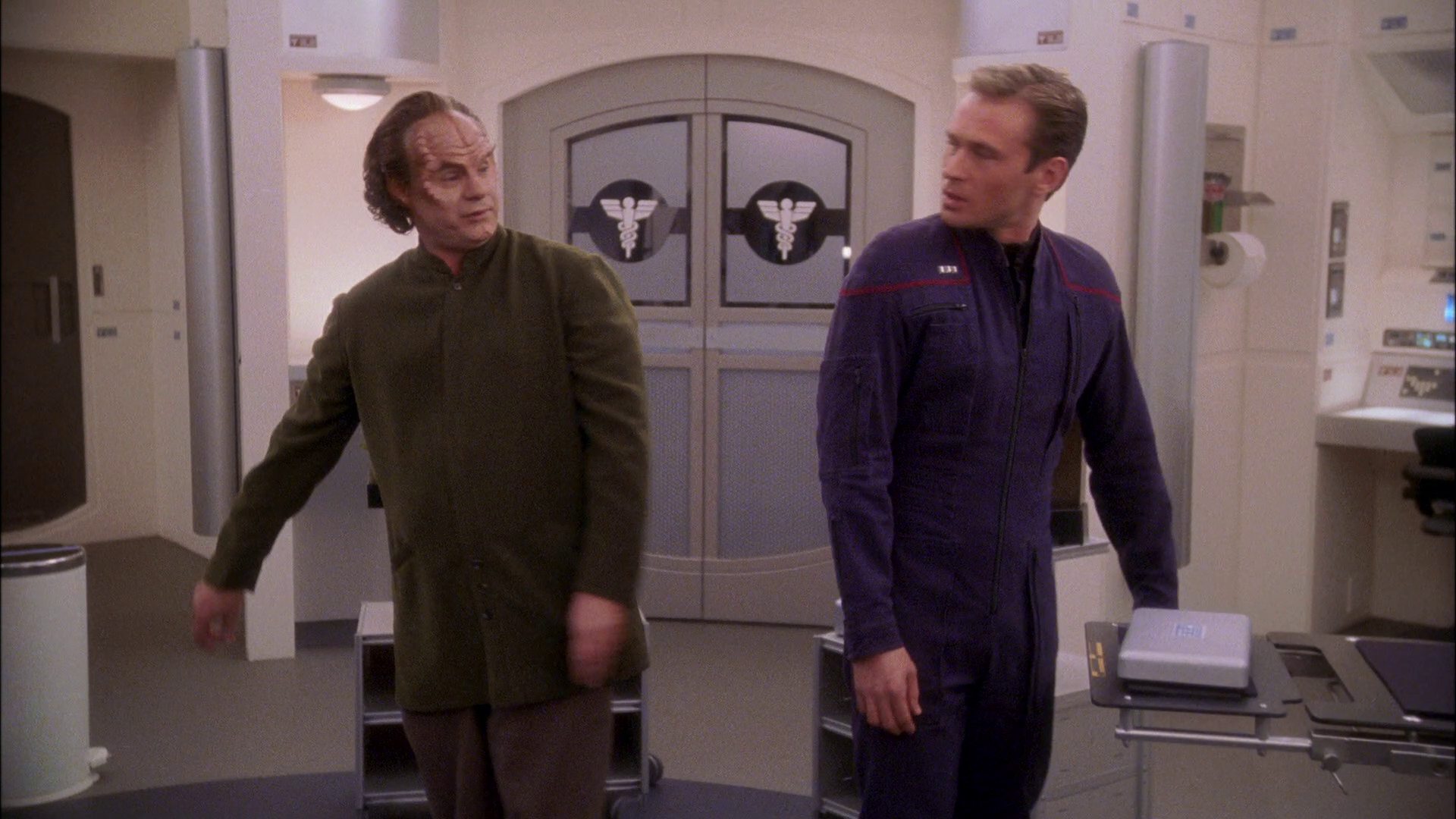 extant_StarTrek_ENT_1x26-_ShockwavePart1_1273.jpg