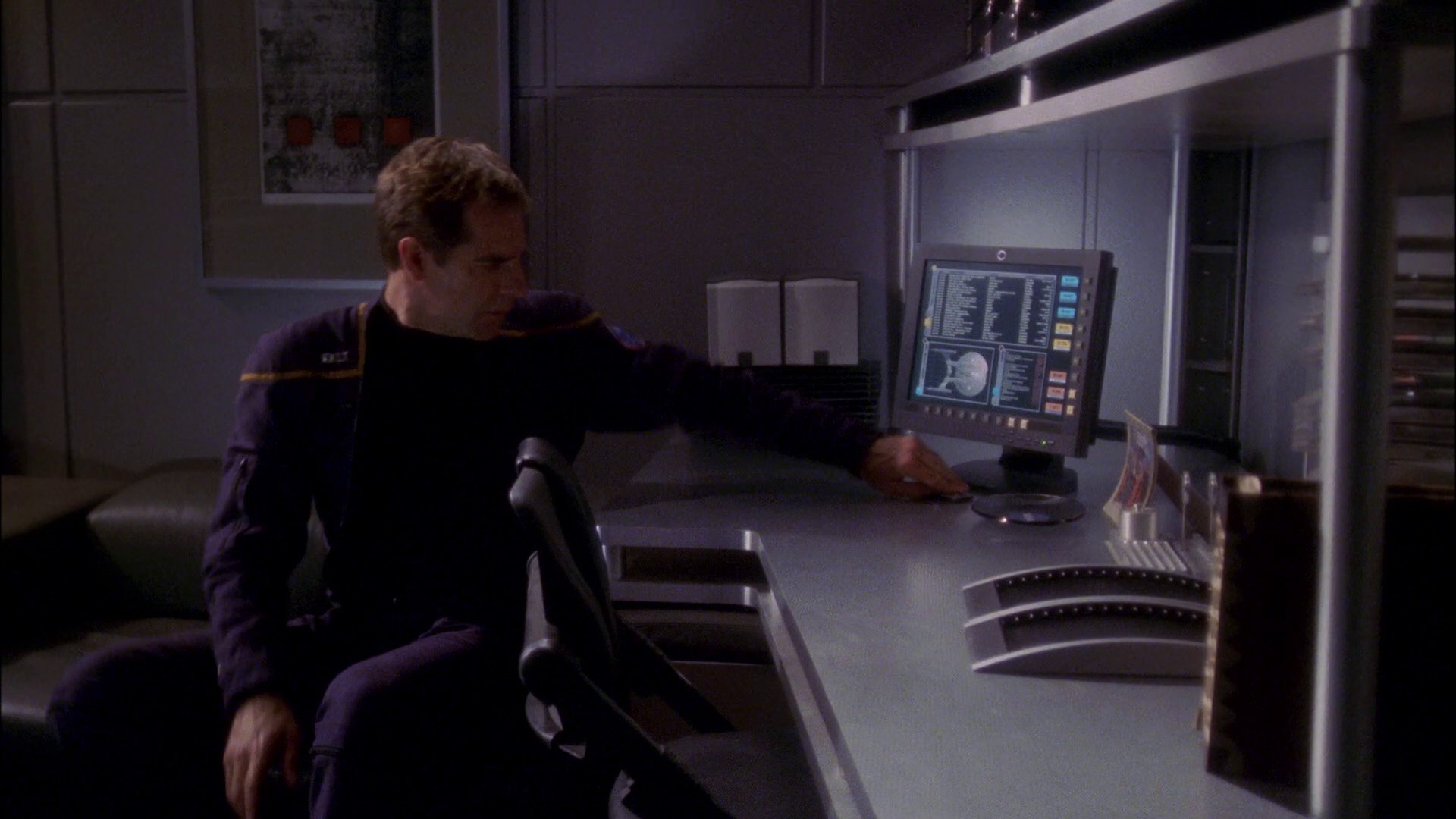 extant_StarTrek_ENT_1x26-_ShockwavePart1_1698.jpg