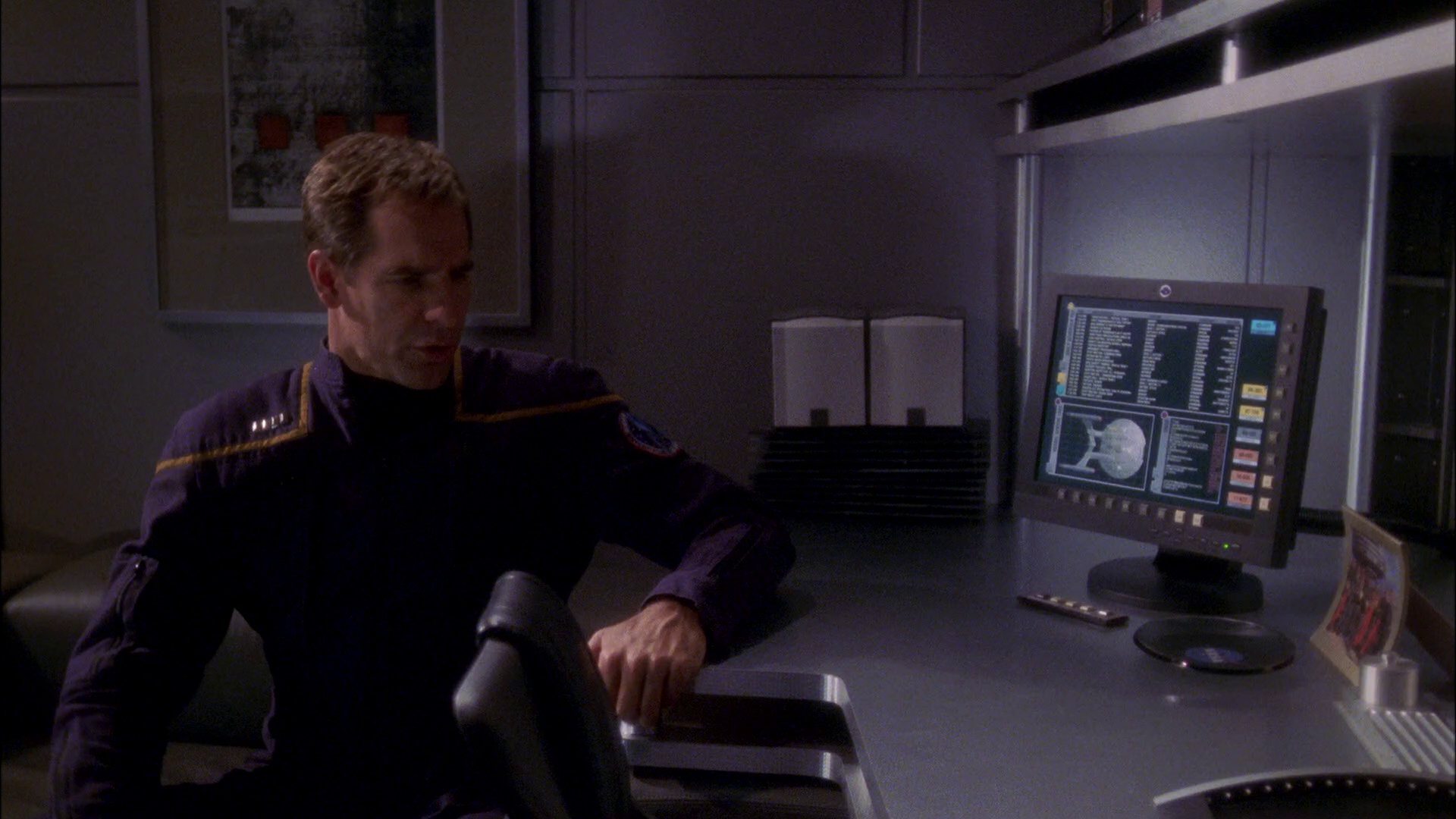 extant_StarTrek_ENT_1x26-_ShockwavePart1_1705.jpg