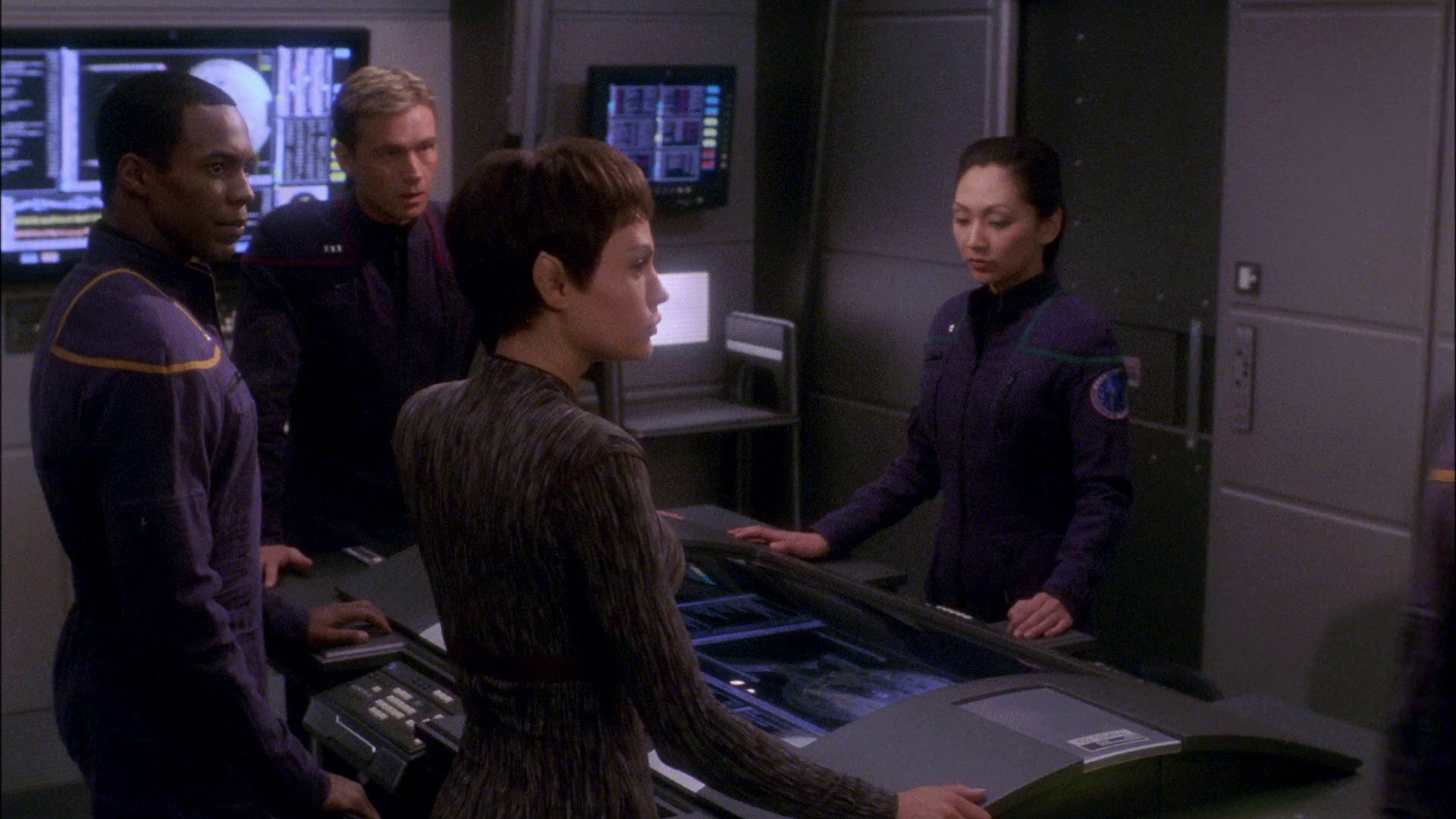 extant_StarTrek_ENT_1x26-_ShockwavePart1_1709.jpg