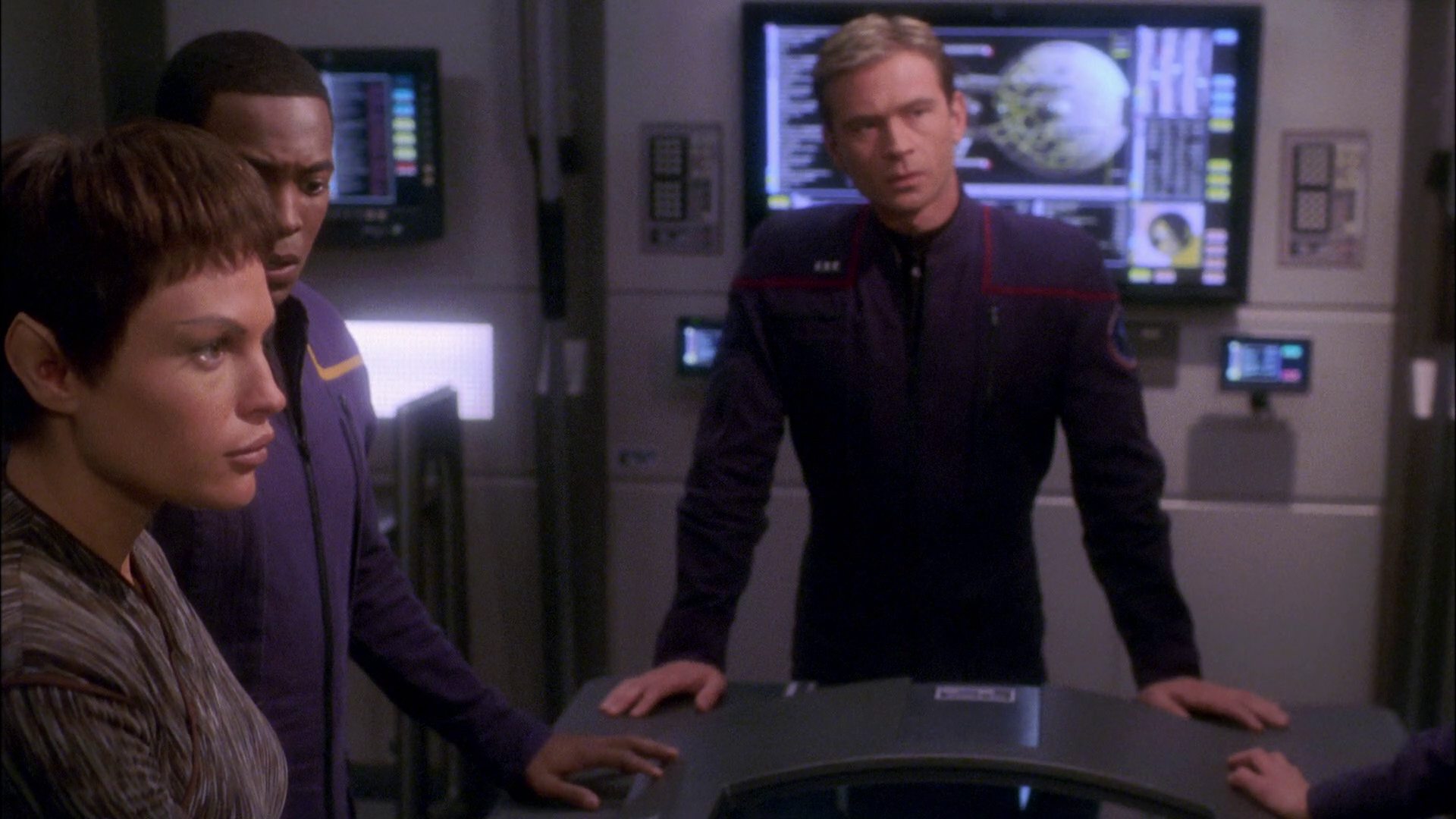 extant_StarTrek_ENT_1x26-_ShockwavePart1_1748.jpg