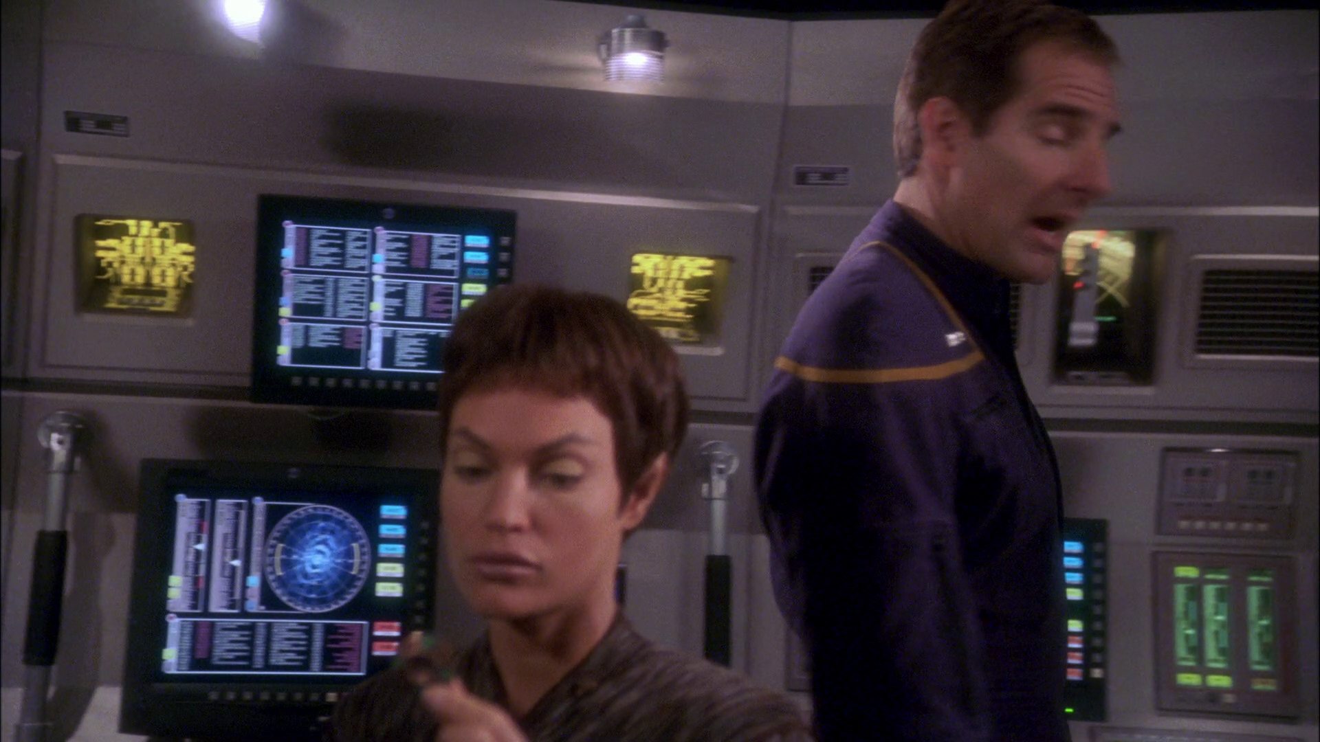 extant_StarTrek_ENT_1x26-_ShockwavePart1_1914.jpg