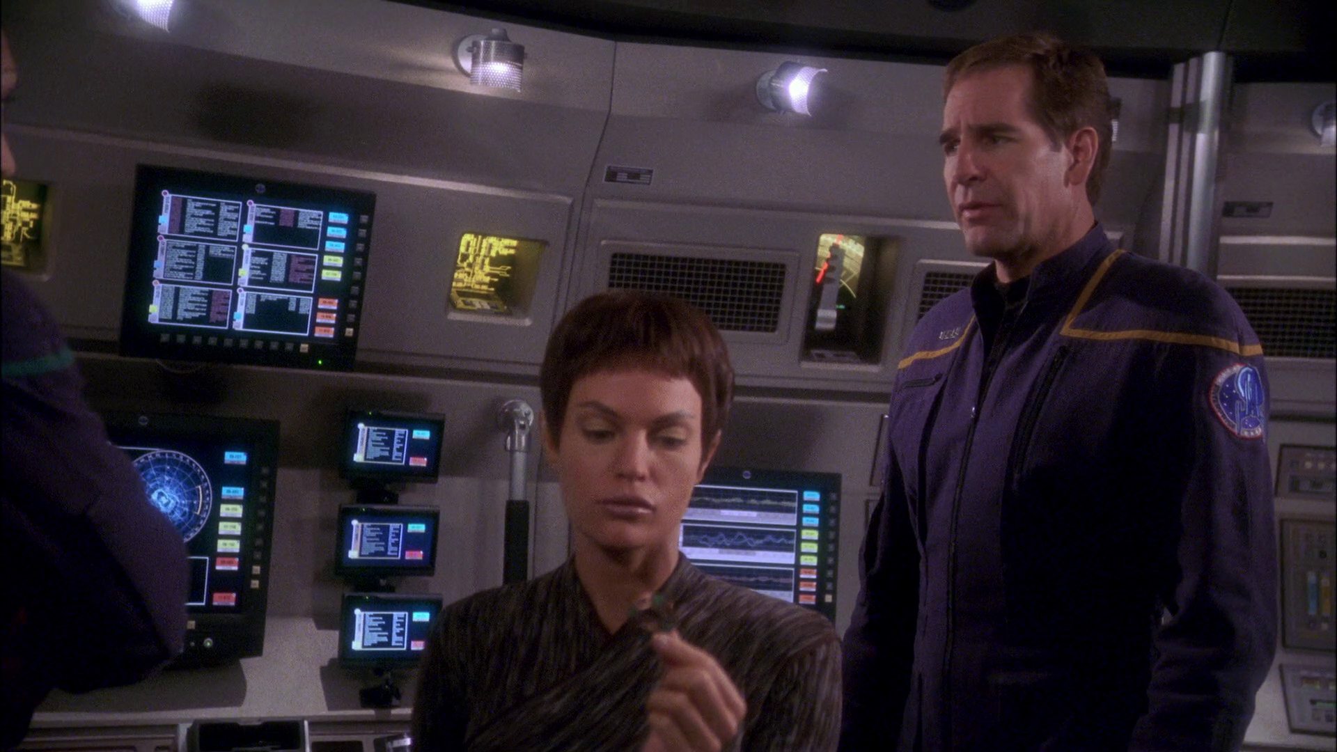 extant_StarTrek_ENT_1x26-_ShockwavePart1_1919.jpg