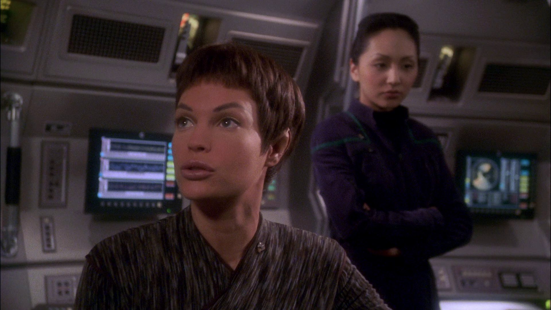 extant_StarTrek_ENT_1x26-_ShockwavePart1_1946.jpg