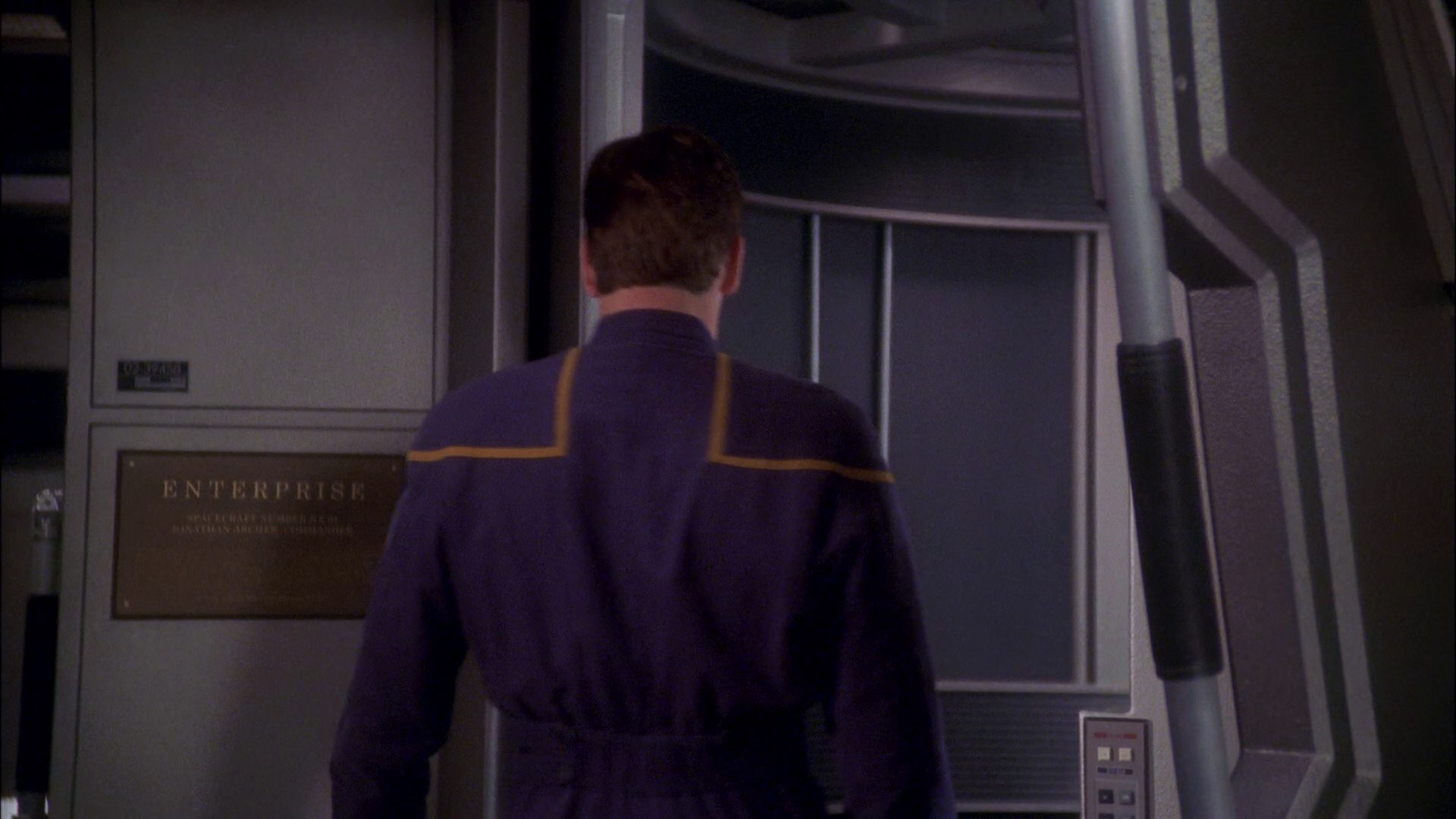 extant_StarTrek_ENT_1x26-_ShockwavePart1_1958.jpg