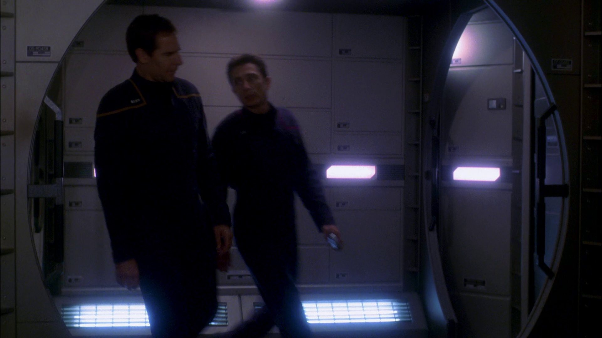 extant_StarTrek_ENT_1x26-_ShockwavePart1_1992.jpg