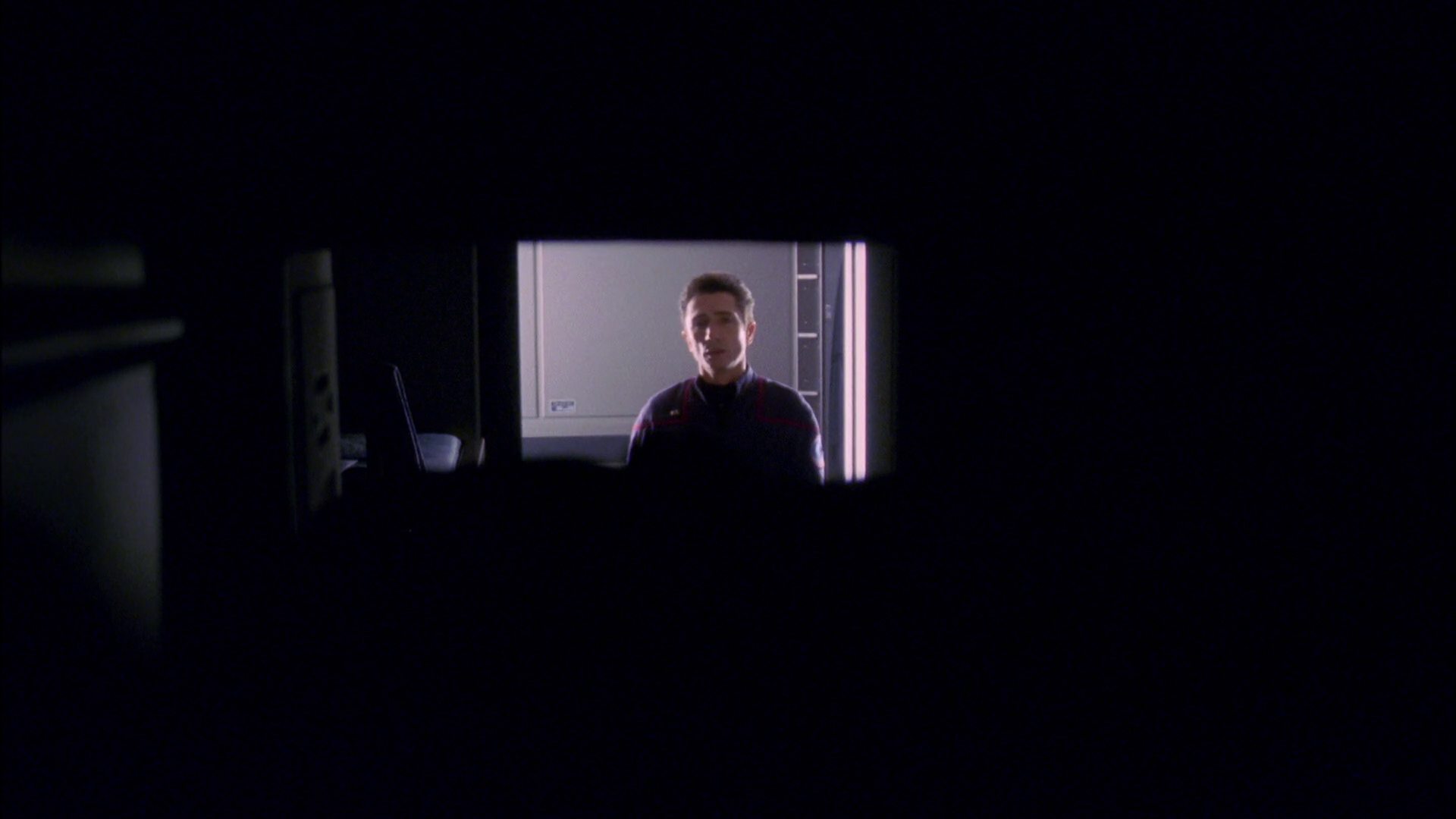 extant_StarTrek_ENT_1x26-_ShockwavePart1_2011.jpg