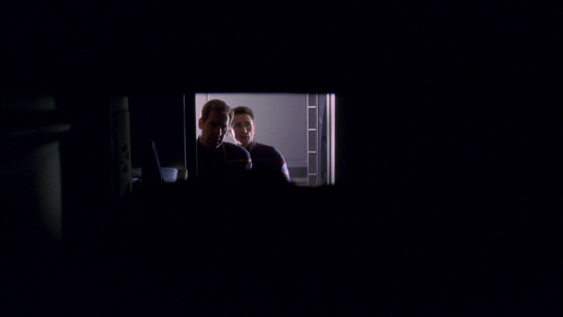 extant_StarTrek_ENT_1x26-_ShockwavePart1_2013.jpg