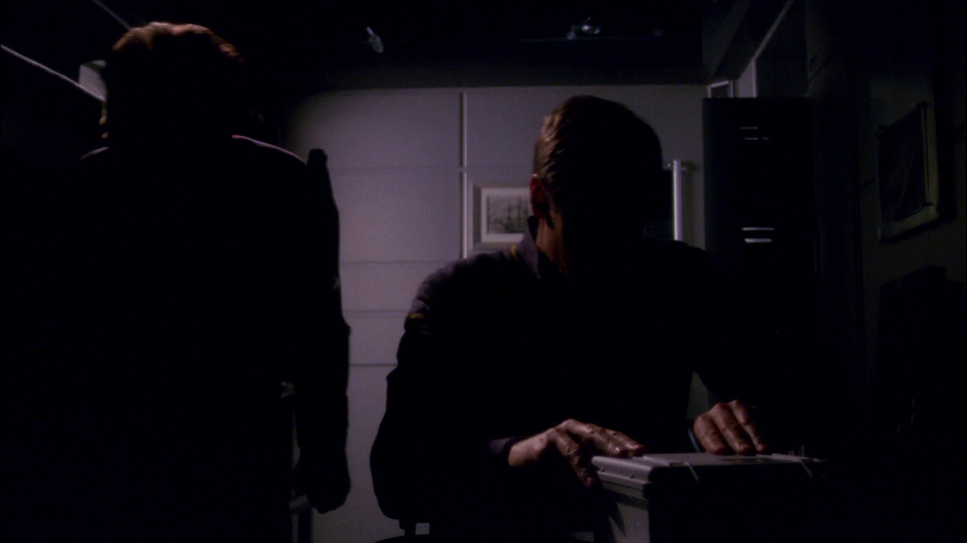 extant_StarTrek_ENT_1x26-_ShockwavePart1_2033.jpg