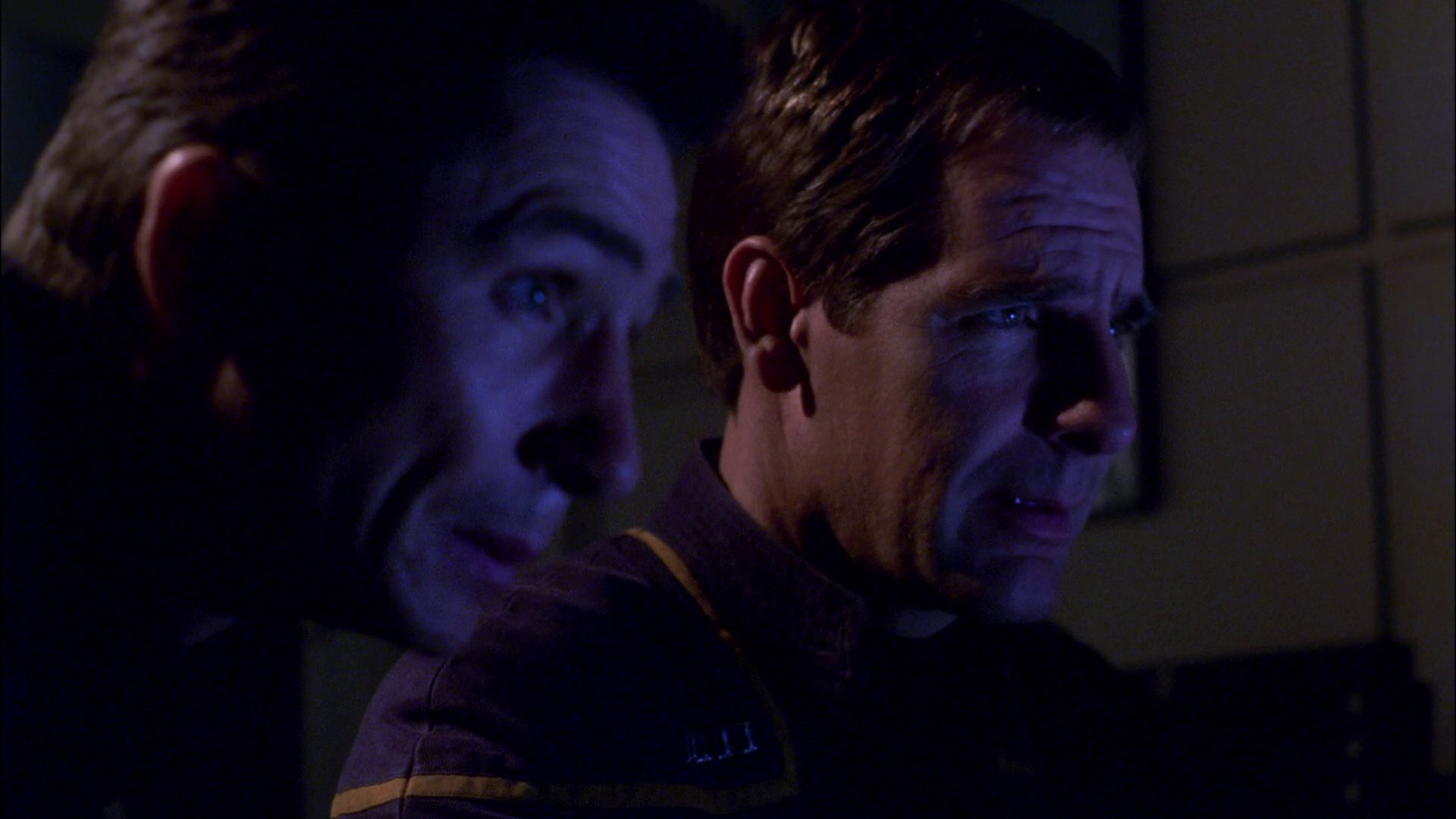 extant_StarTrek_ENT_1x26-_ShockwavePart1_2074.jpg