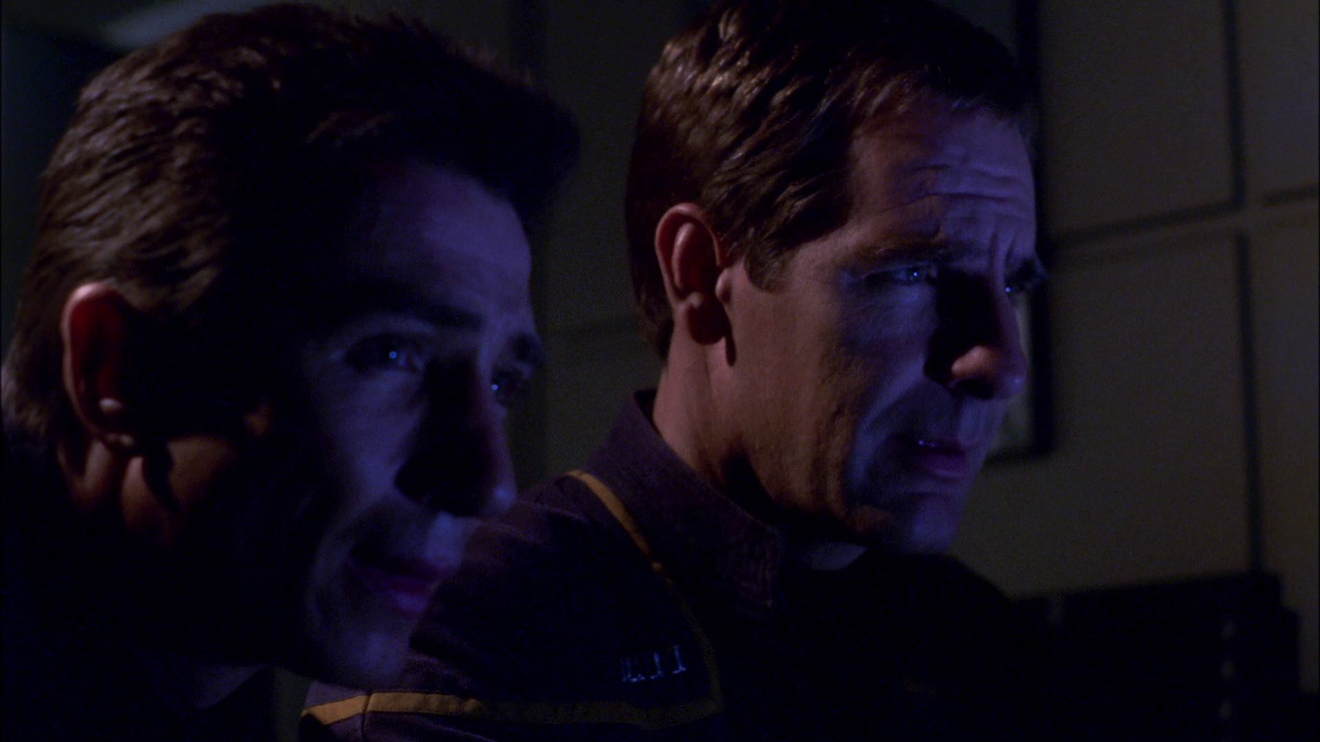 extant_StarTrek_ENT_1x26-_ShockwavePart1_2076.jpg