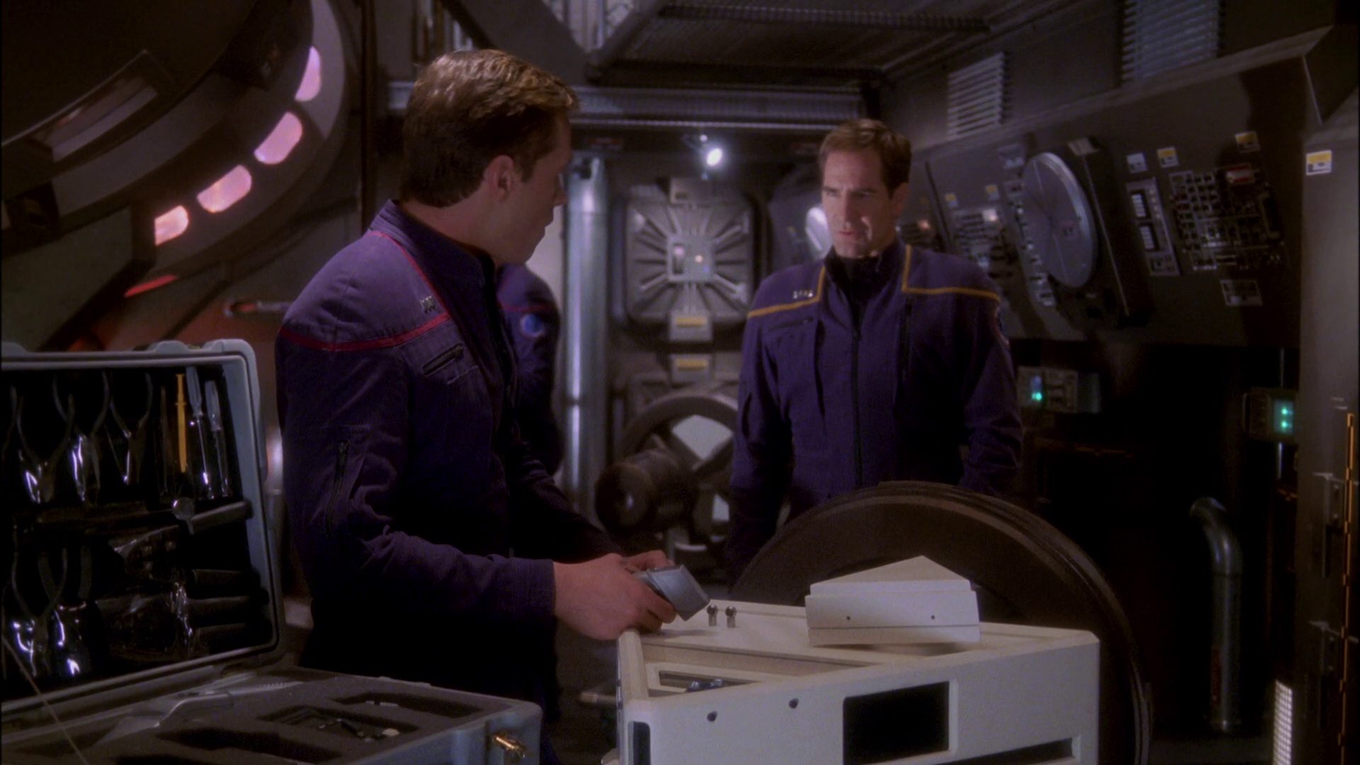 extant_StarTrek_ENT_1x26-_ShockwavePart1_2107.jpg