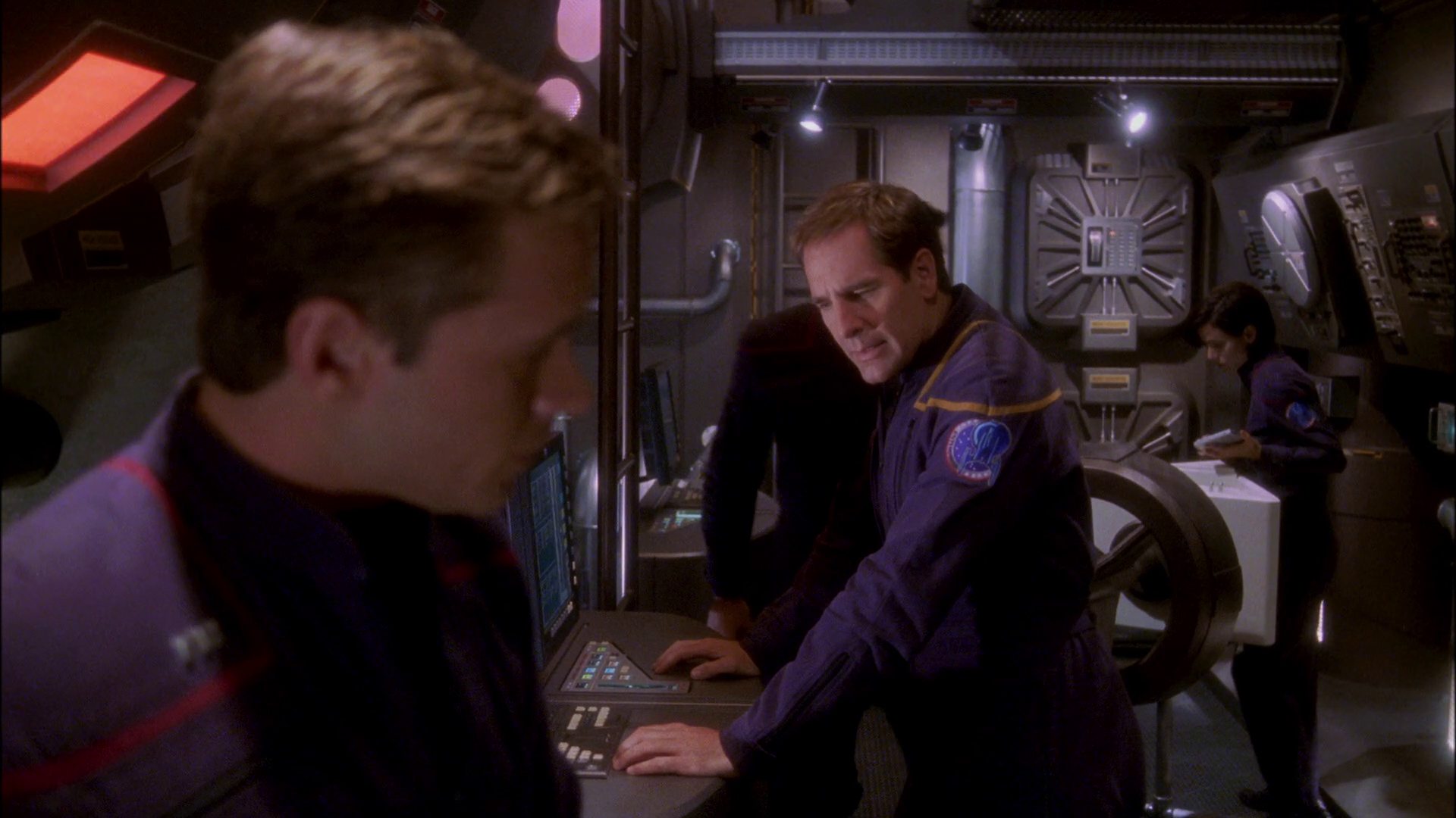 extant_StarTrek_ENT_1x26-_ShockwavePart1_2117.jpg