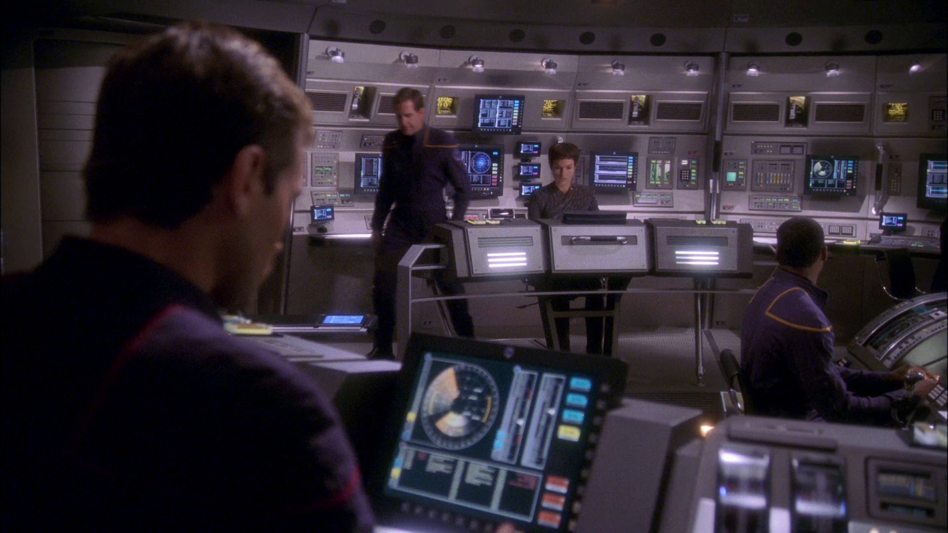 extant_StarTrek_ENT_1x26-_ShockwavePart1_2138.jpg