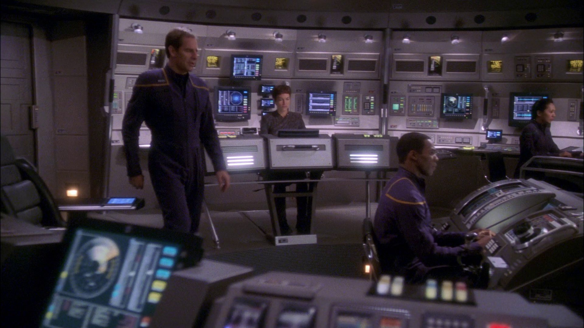 extant_StarTrek_ENT_1x26-_ShockwavePart1_2141.jpg