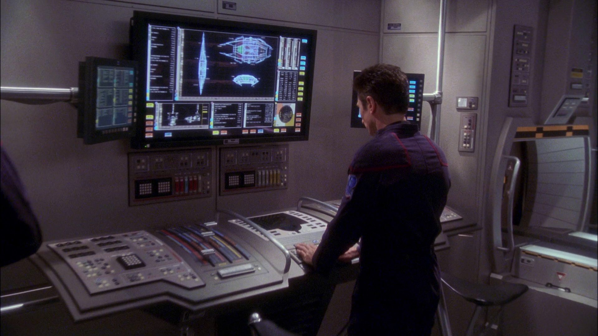 extant_StarTrek_ENT_1x26-_ShockwavePart1_2153.jpg