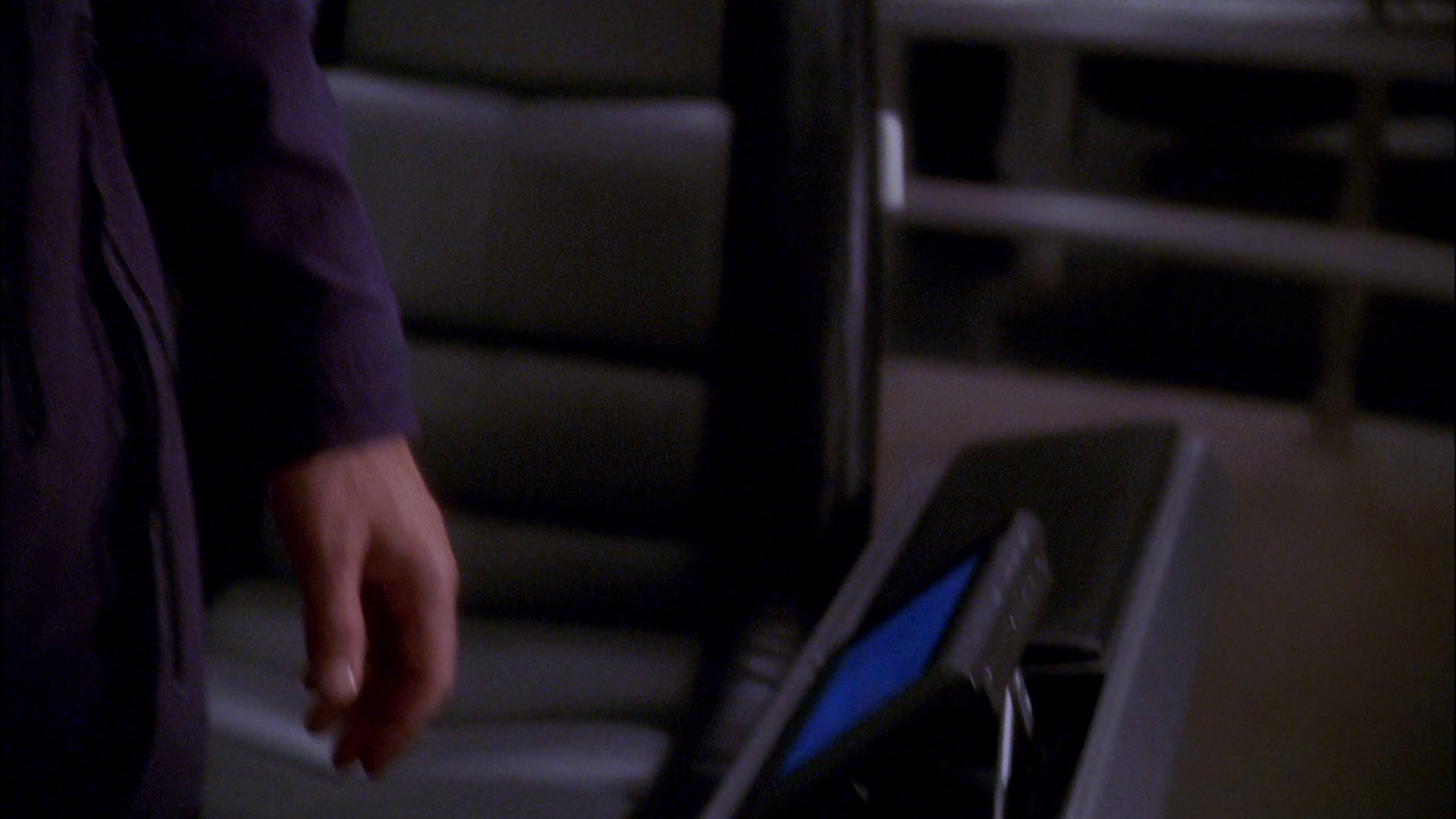 extant_StarTrek_ENT_1x26-_ShockwavePart1_2185.jpg