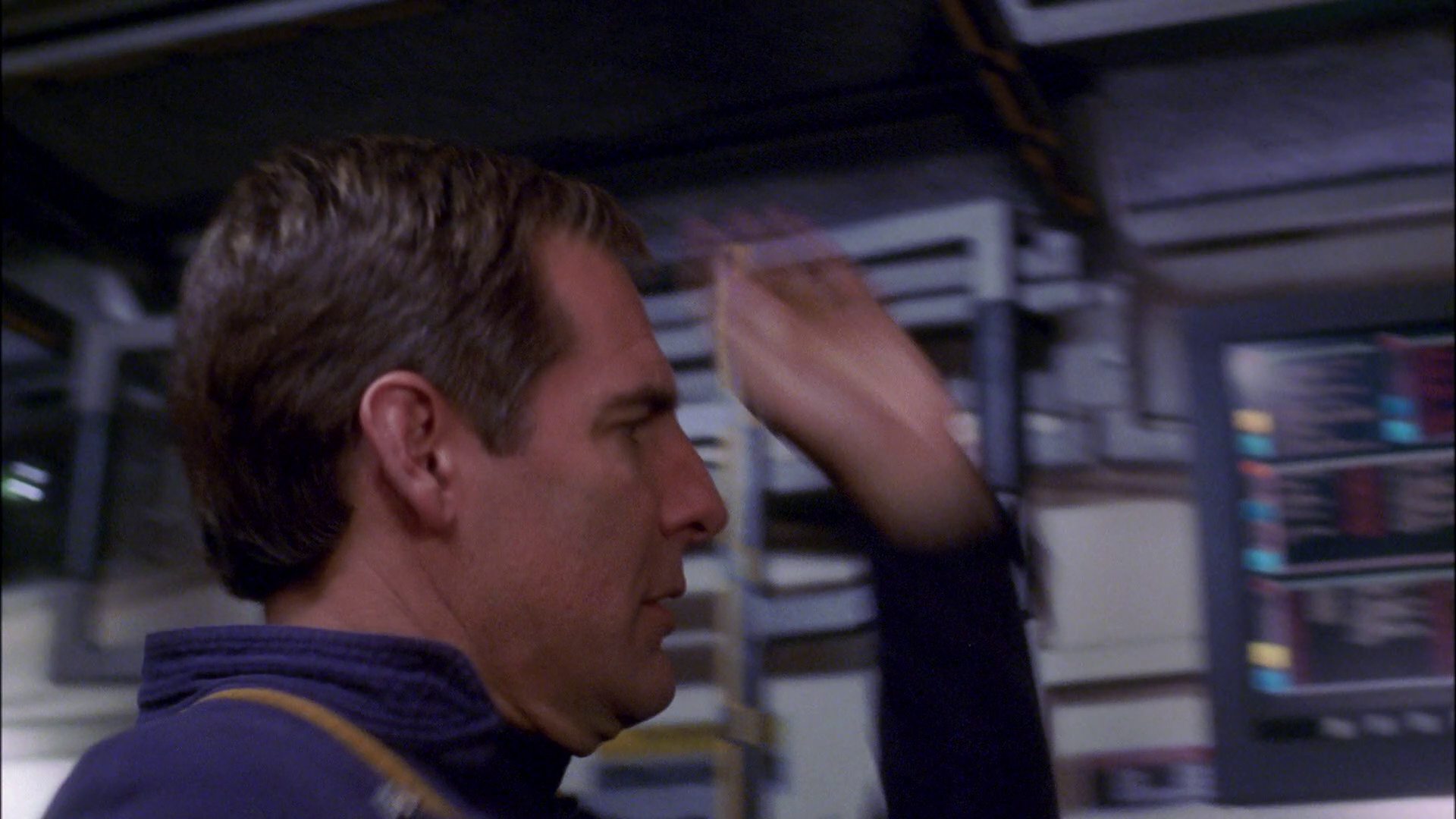 extant_StarTrek_ENT_1x26-_ShockwavePart1_2285.jpg