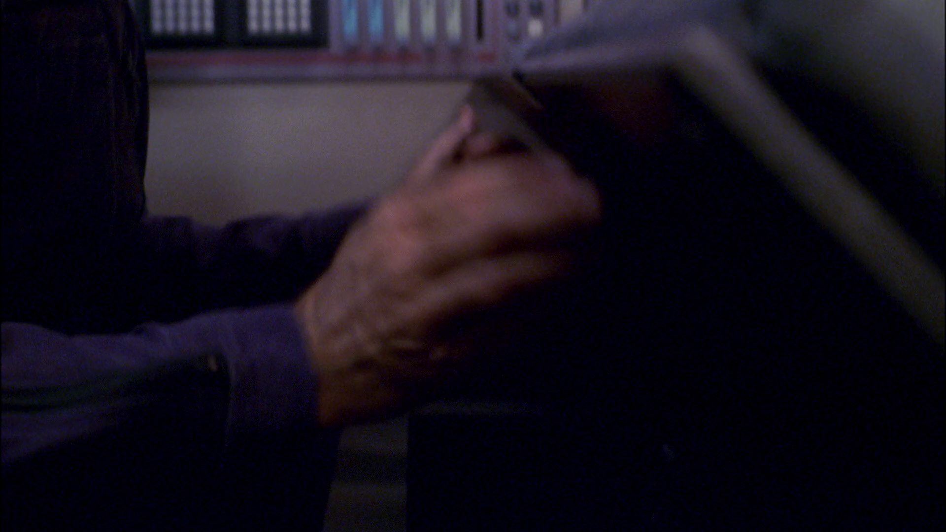 extant_StarTrek_ENT_1x26-_ShockwavePart1_2289.jpg