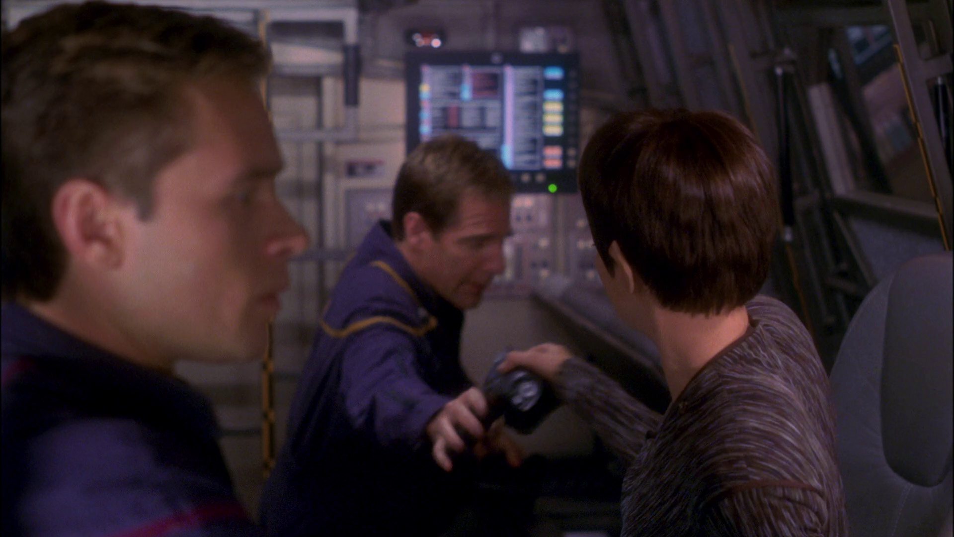 extant_StarTrek_ENT_1x26-_ShockwavePart1_2292.jpg