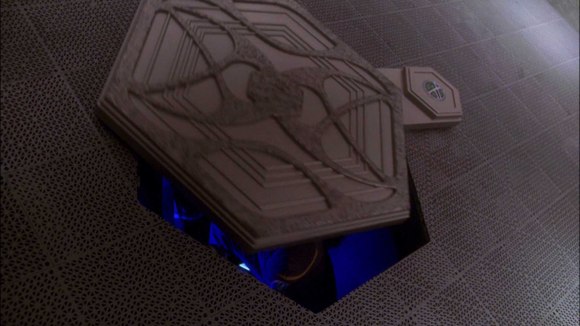 extant_StarTrek_ENT_1x26-_ShockwavePart1_2335.jpg