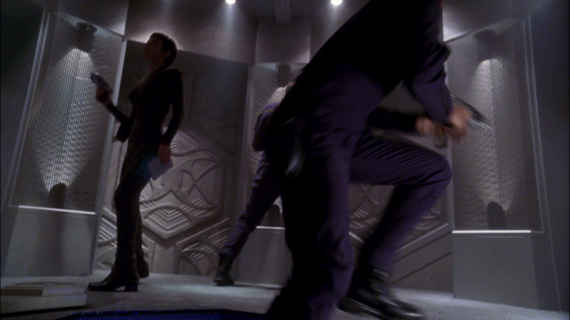 extant_StarTrek_ENT_1x26-_ShockwavePart1_2347.jpg