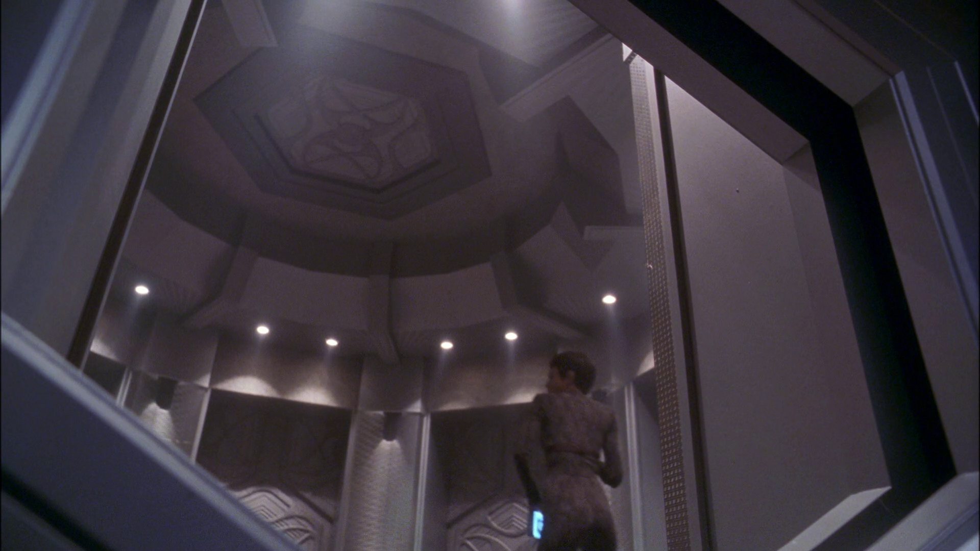 extant_StarTrek_ENT_1x26-_ShockwavePart1_2367.jpg