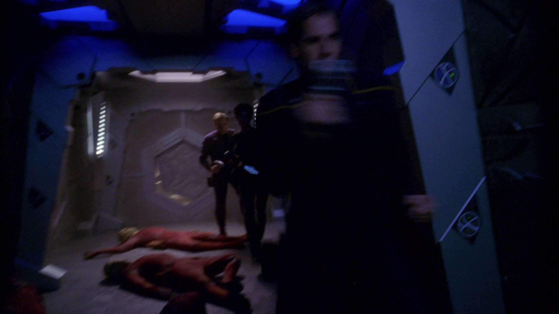 extant_StarTrek_ENT_1x26-_ShockwavePart1_2395.jpg