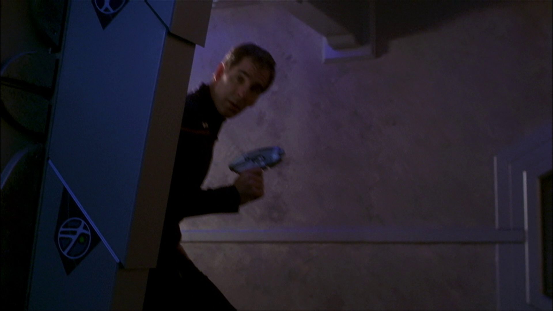 extant_StarTrek_ENT_1x26-_ShockwavePart1_2435.jpg