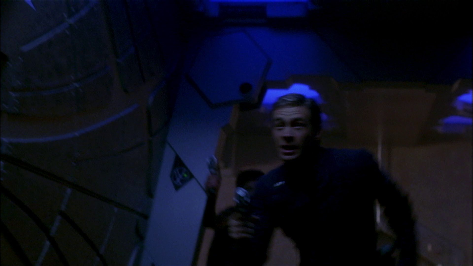 extant_StarTrek_ENT_1x26-_ShockwavePart1_2439.jpg