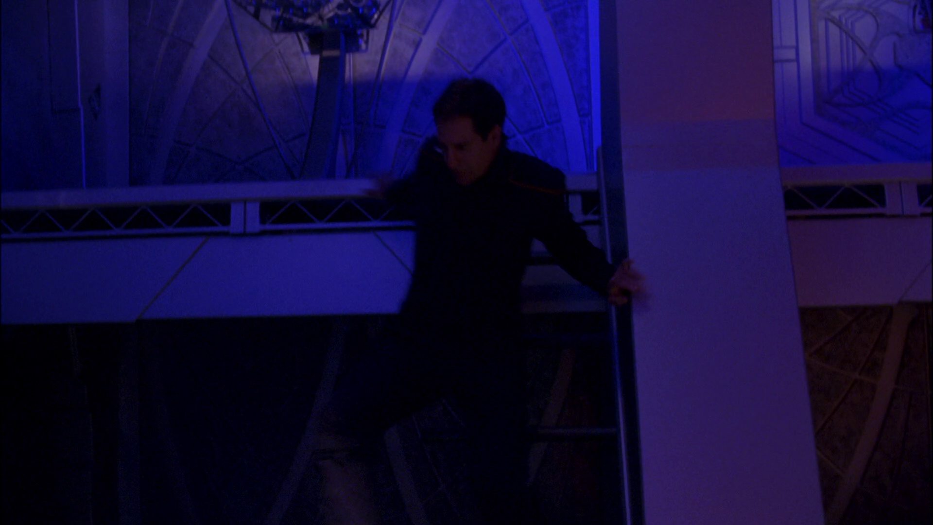 extant_StarTrek_ENT_1x26-_ShockwavePart1_2480.jpg