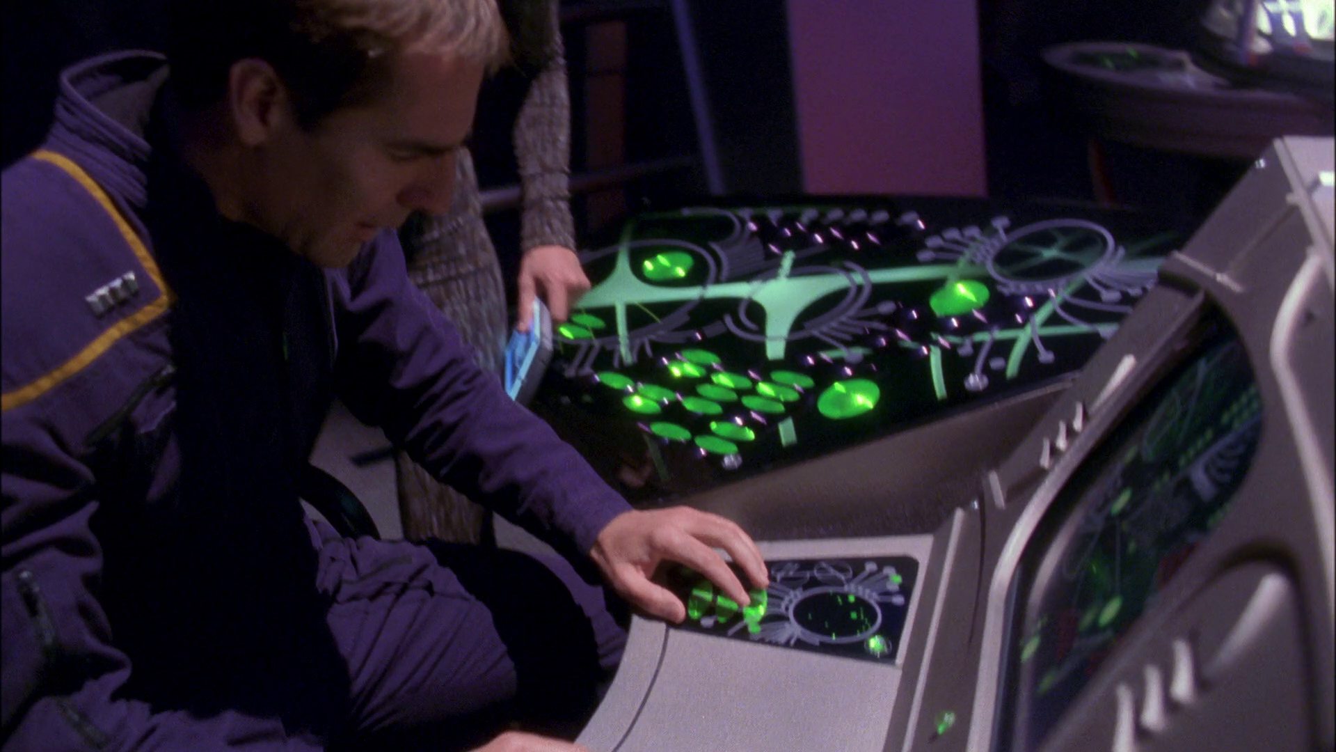 extant_StarTrek_ENT_1x26-_ShockwavePart1_2485.jpg