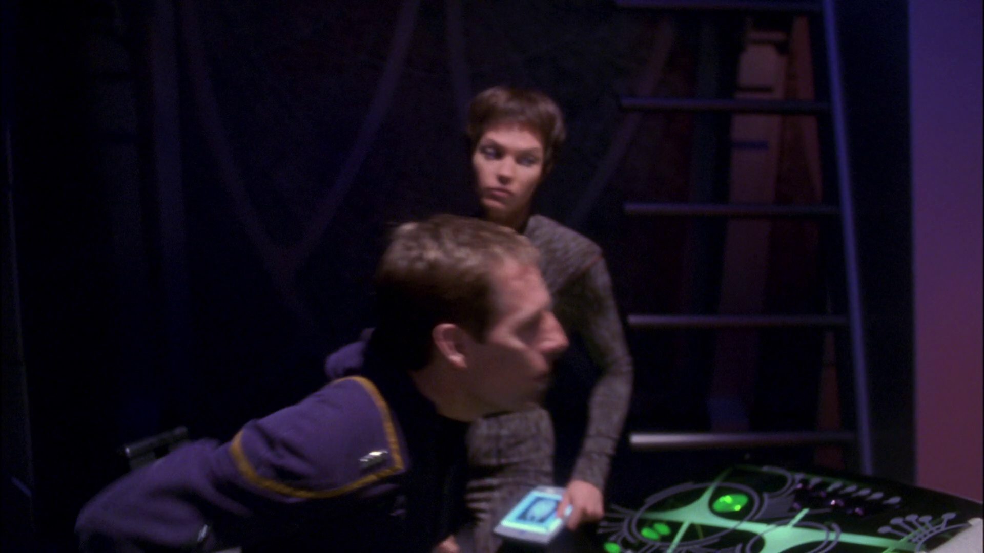 extant_StarTrek_ENT_1x26-_ShockwavePart1_2499.jpg