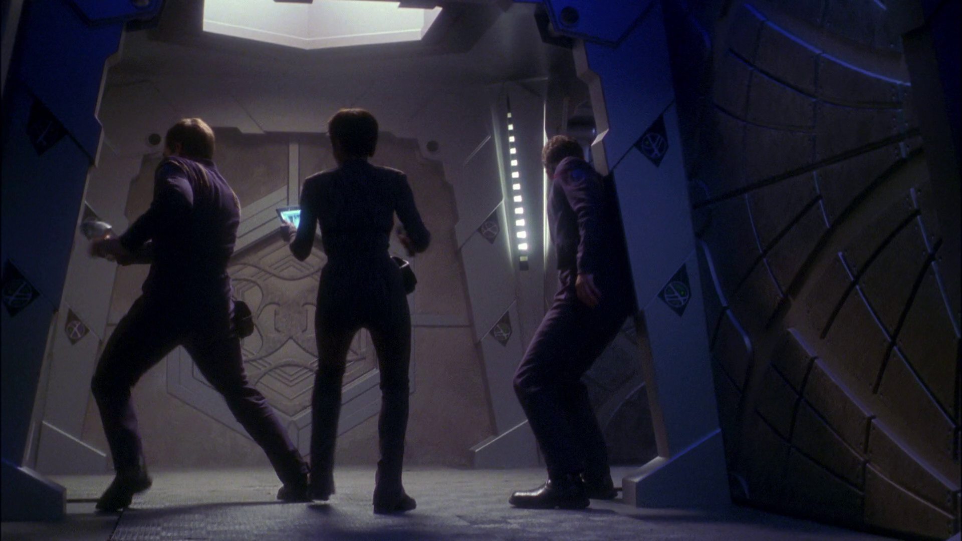extant_StarTrek_ENT_1x26-_ShockwavePart1_2521.jpg