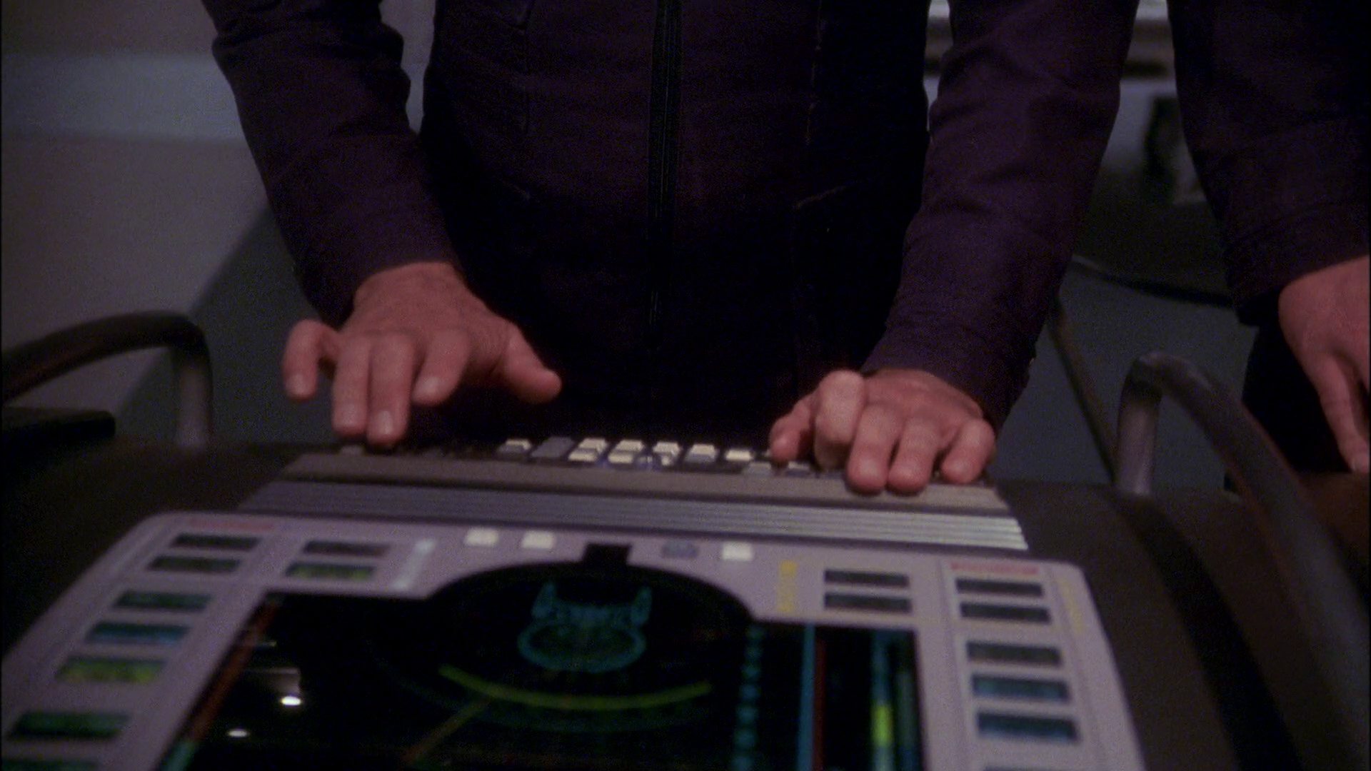 extant_StarTrek_ENT_1x26-_ShockwavePart1_2539.jpg