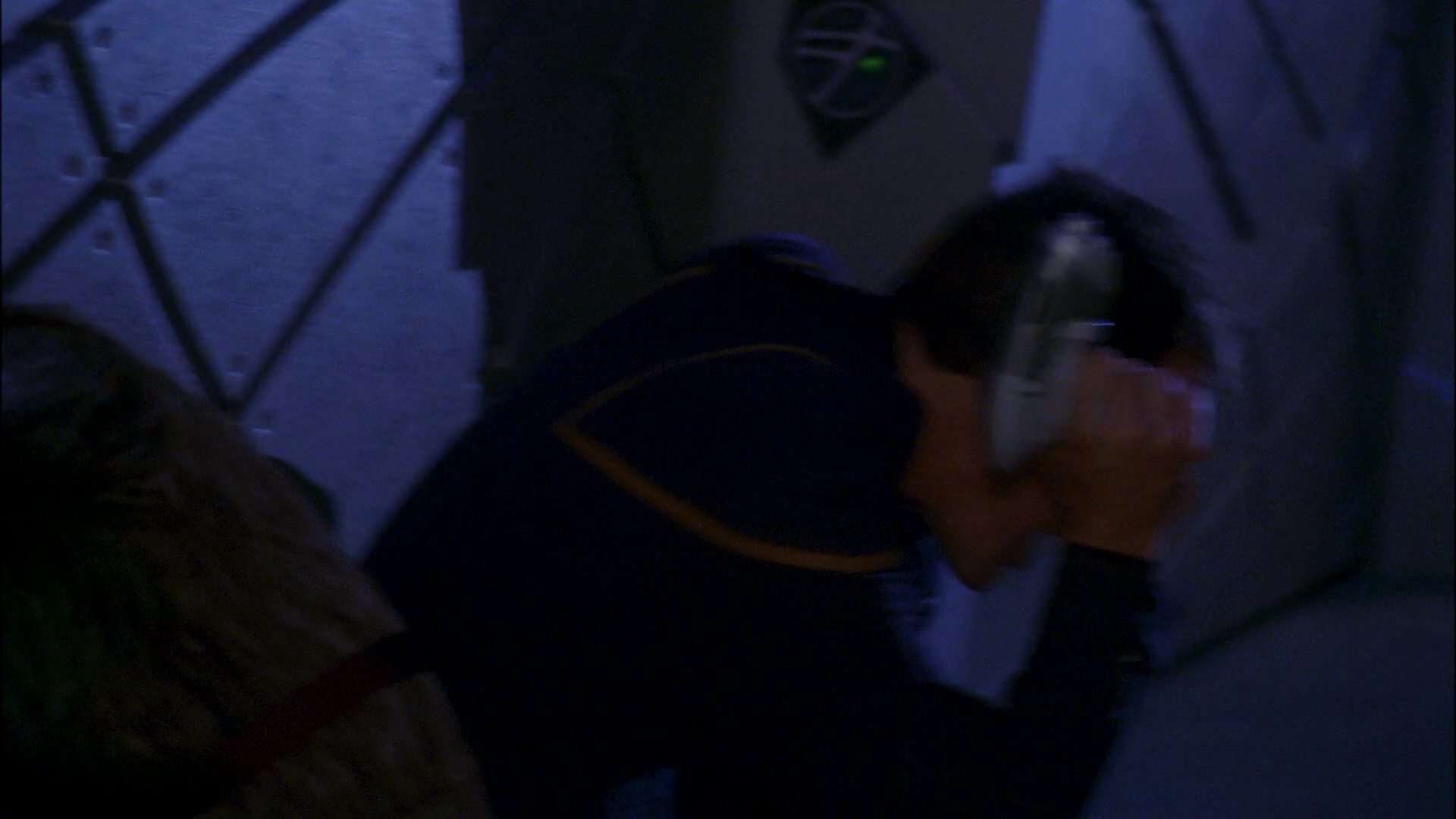 extant_StarTrek_ENT_1x26-_ShockwavePart1_2549.jpg