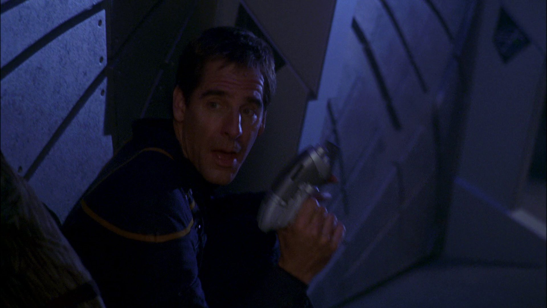 extant_StarTrek_ENT_1x26-_ShockwavePart1_2550.jpg