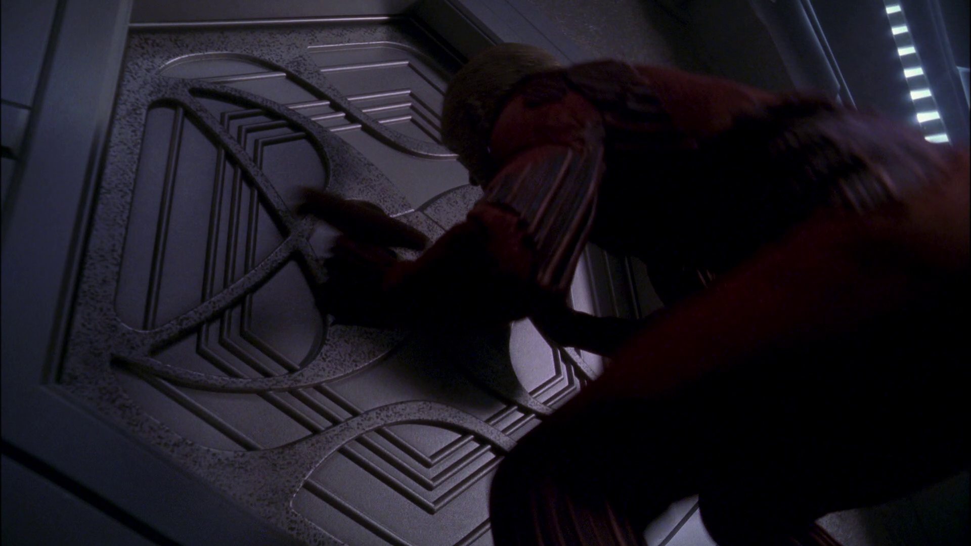 extant_StarTrek_ENT_1x26-_ShockwavePart1_2572.jpg