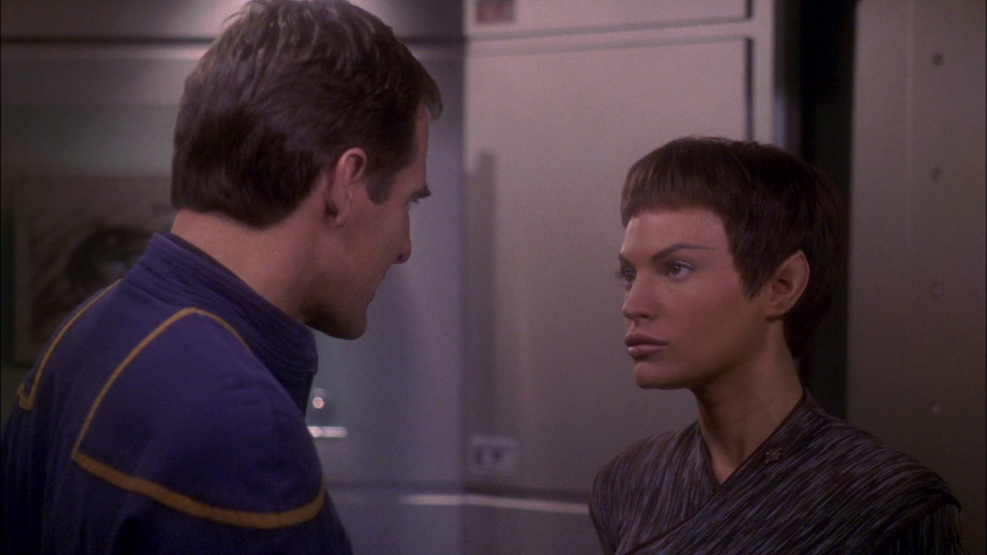 extant_StarTrek_ENT_1x26-_ShockwavePart1_2871.jpg