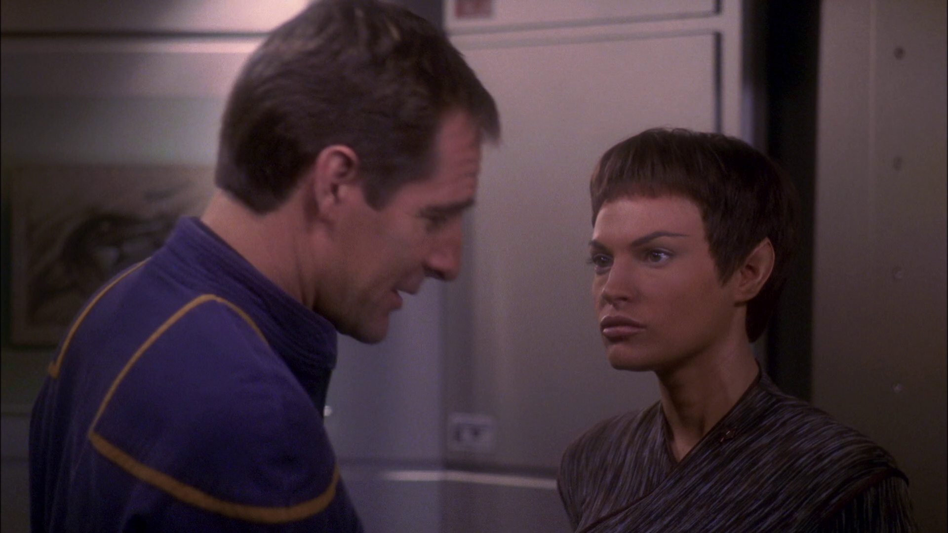 extant_StarTrek_ENT_1x26-_ShockwavePart1_2884.jpg