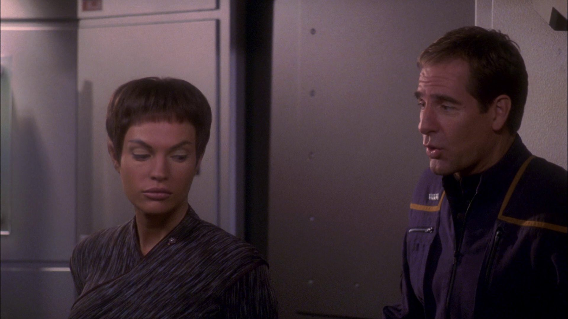 extant_StarTrek_ENT_1x26-_ShockwavePart1_2893.jpg