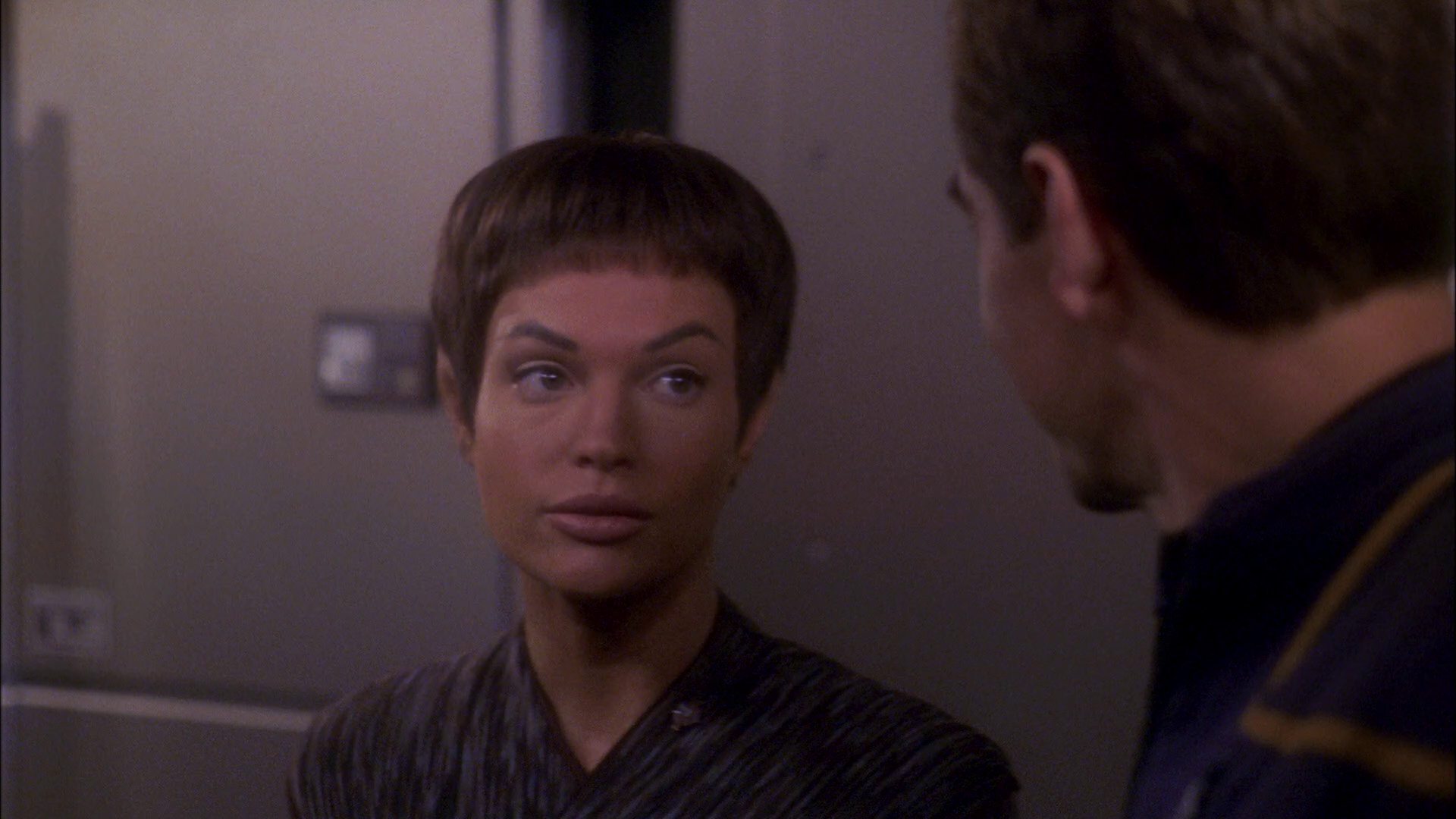extant_StarTrek_ENT_1x26-_ShockwavePart1_2904.jpg