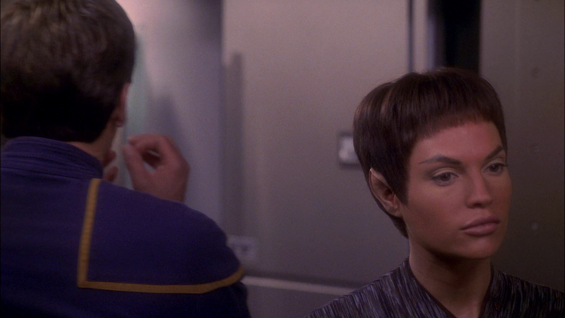 extant_StarTrek_ENT_1x26-_ShockwavePart1_2930.jpg