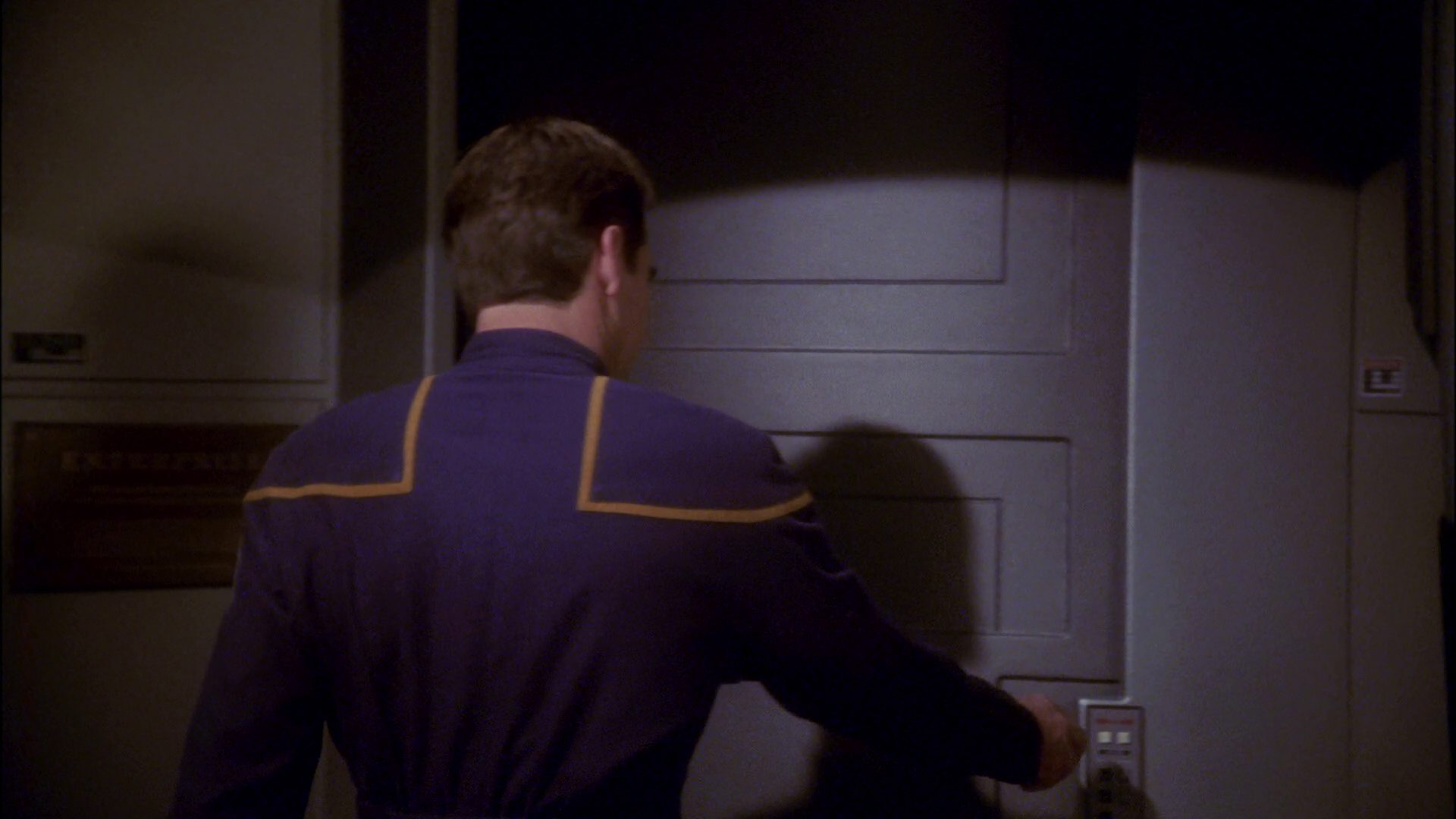 extant_StarTrek_ENT_1x26-_ShockwavePart1_3348.jpg