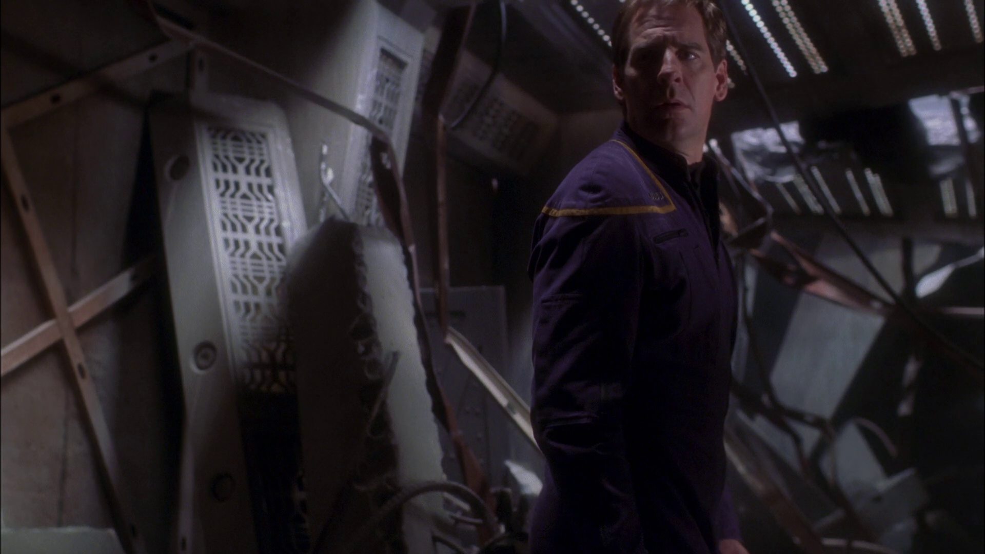 extant_StarTrek_ENT_1x26-_ShockwavePart1_3390.jpg