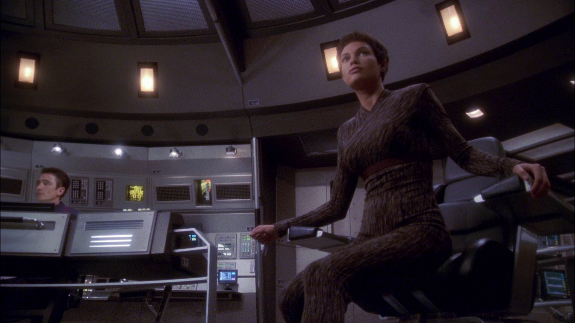 extant_StarTrek_ENT_1x26-_ShockwavePart1_3416.jpg
